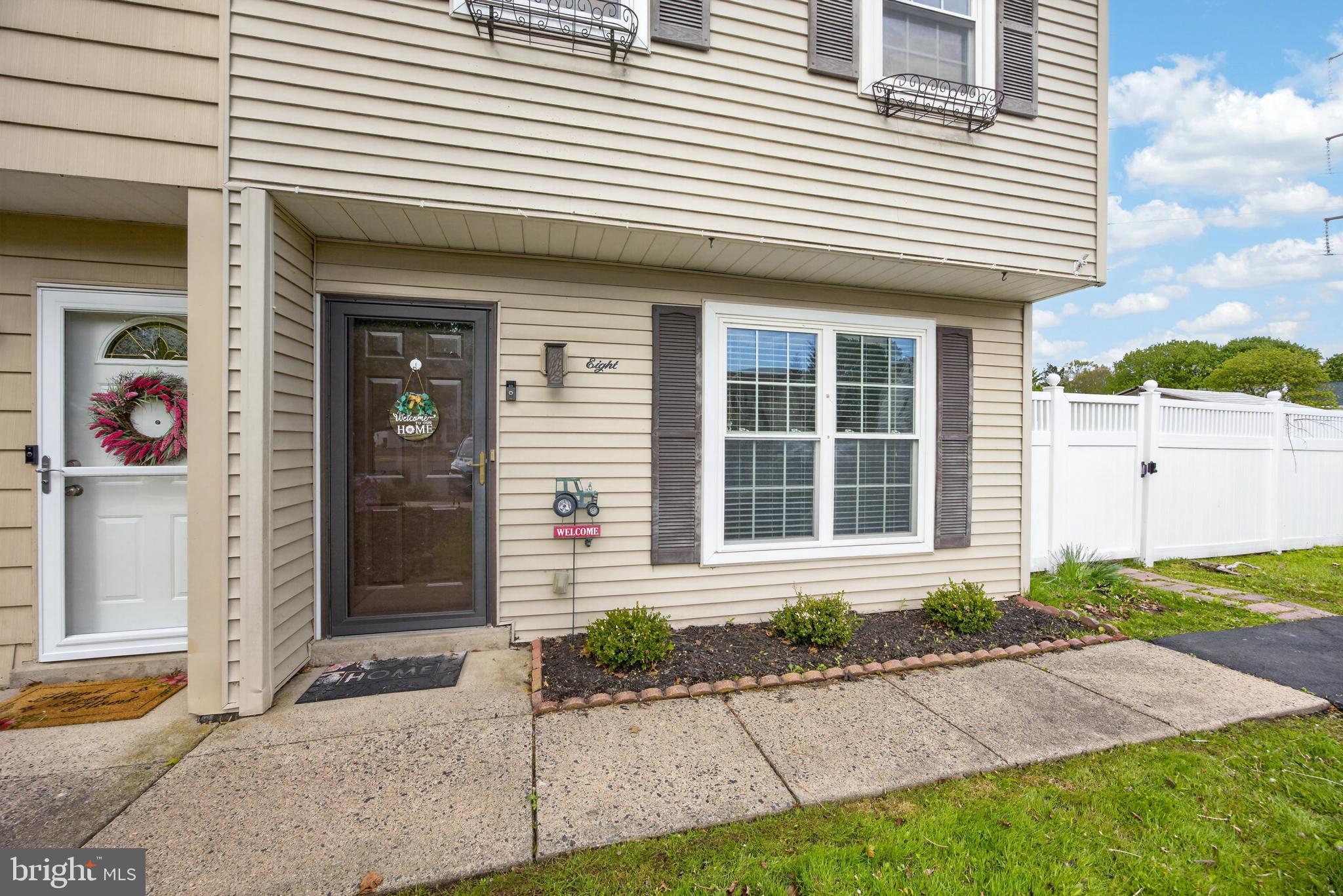 CEDAR GROVE ESTS - Residential