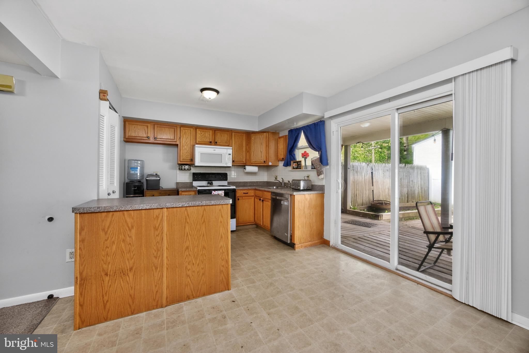 CEDAR GROVE ESTS - Residential
