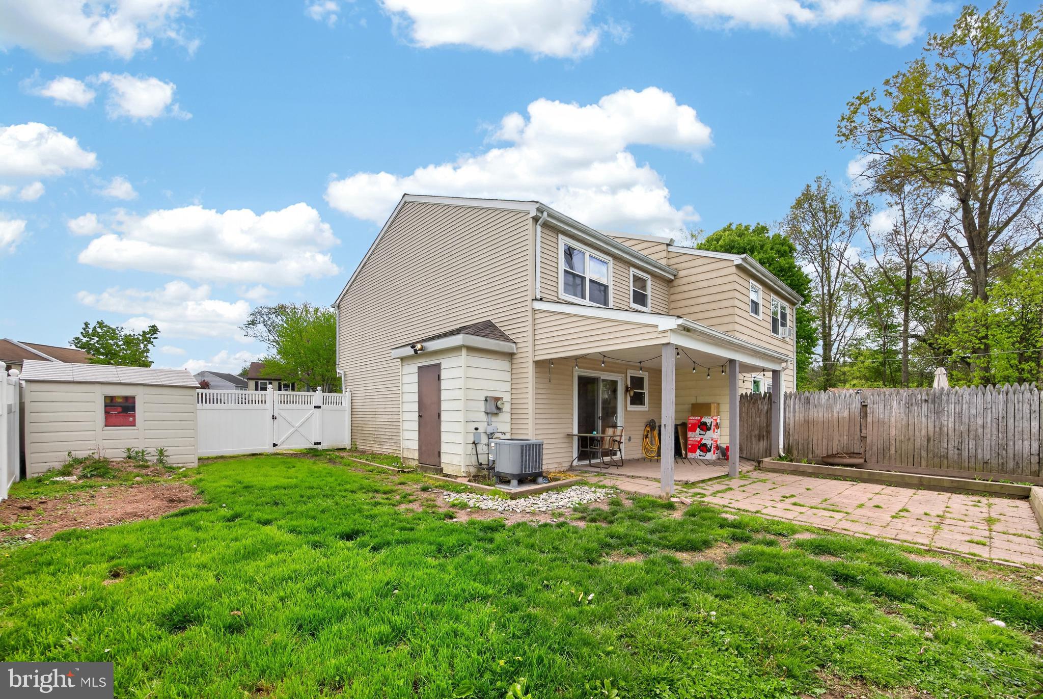 CEDAR GROVE ESTS - Residential