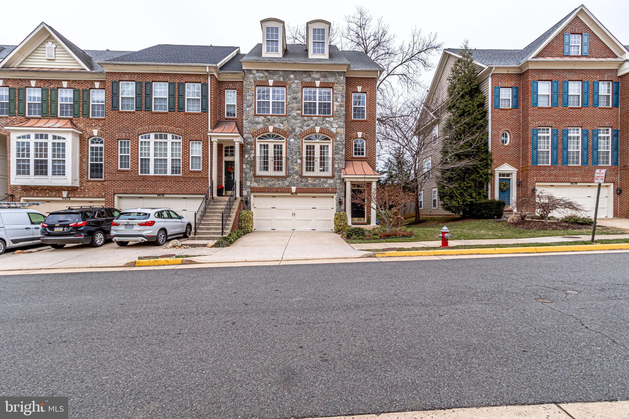 ASPEN HILL - Residential