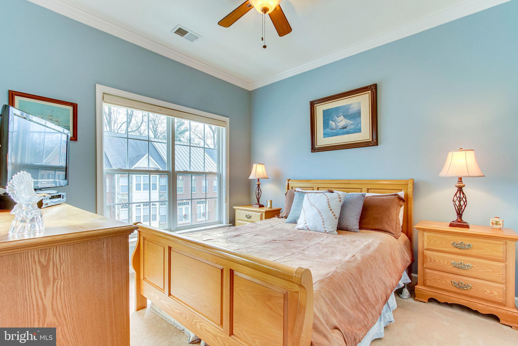 ASPEN HILL - Residential