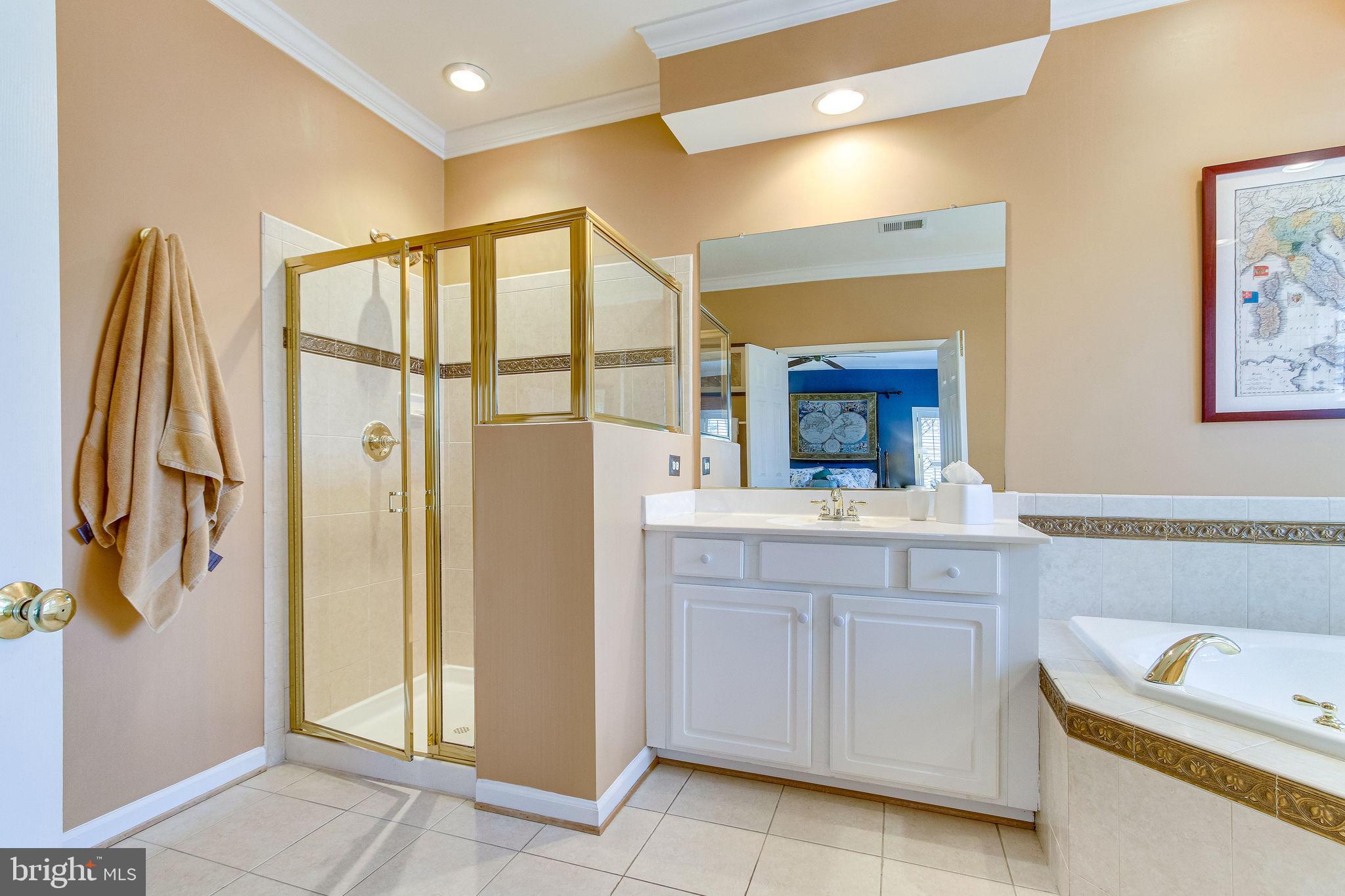 ASPEN HILL - Residential