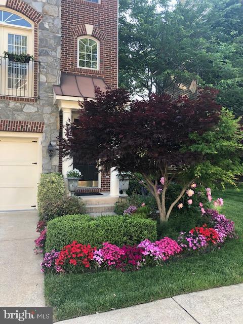 ASPEN HILL - Residential