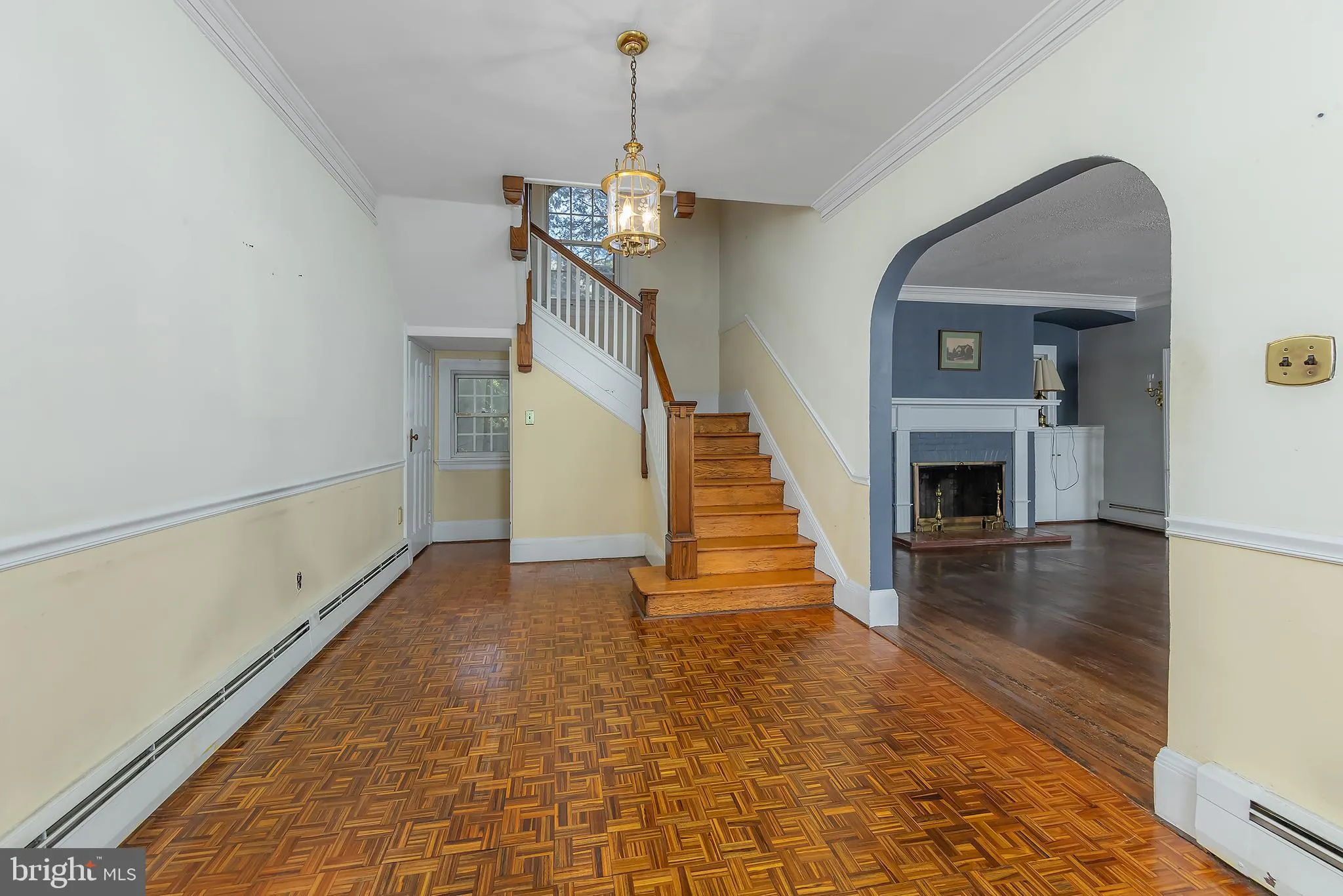 Woodbury, New Jersey 08096, United States, 5 Bedrooms Bedrooms, ,4 BathroomsBathrooms,Residential,Active,40605