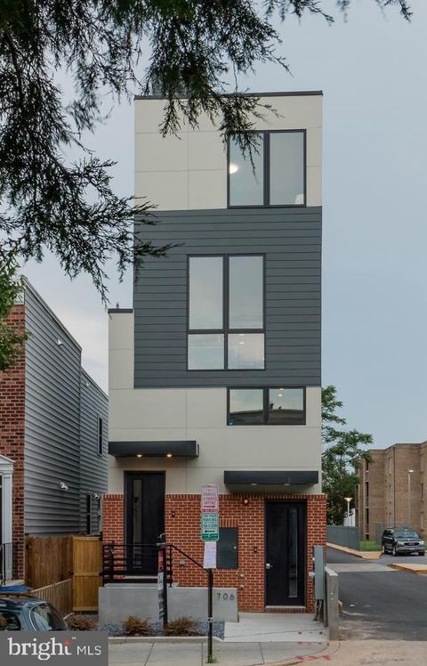 706 16TH STREET NE 1 WASHINGTON DC 20002