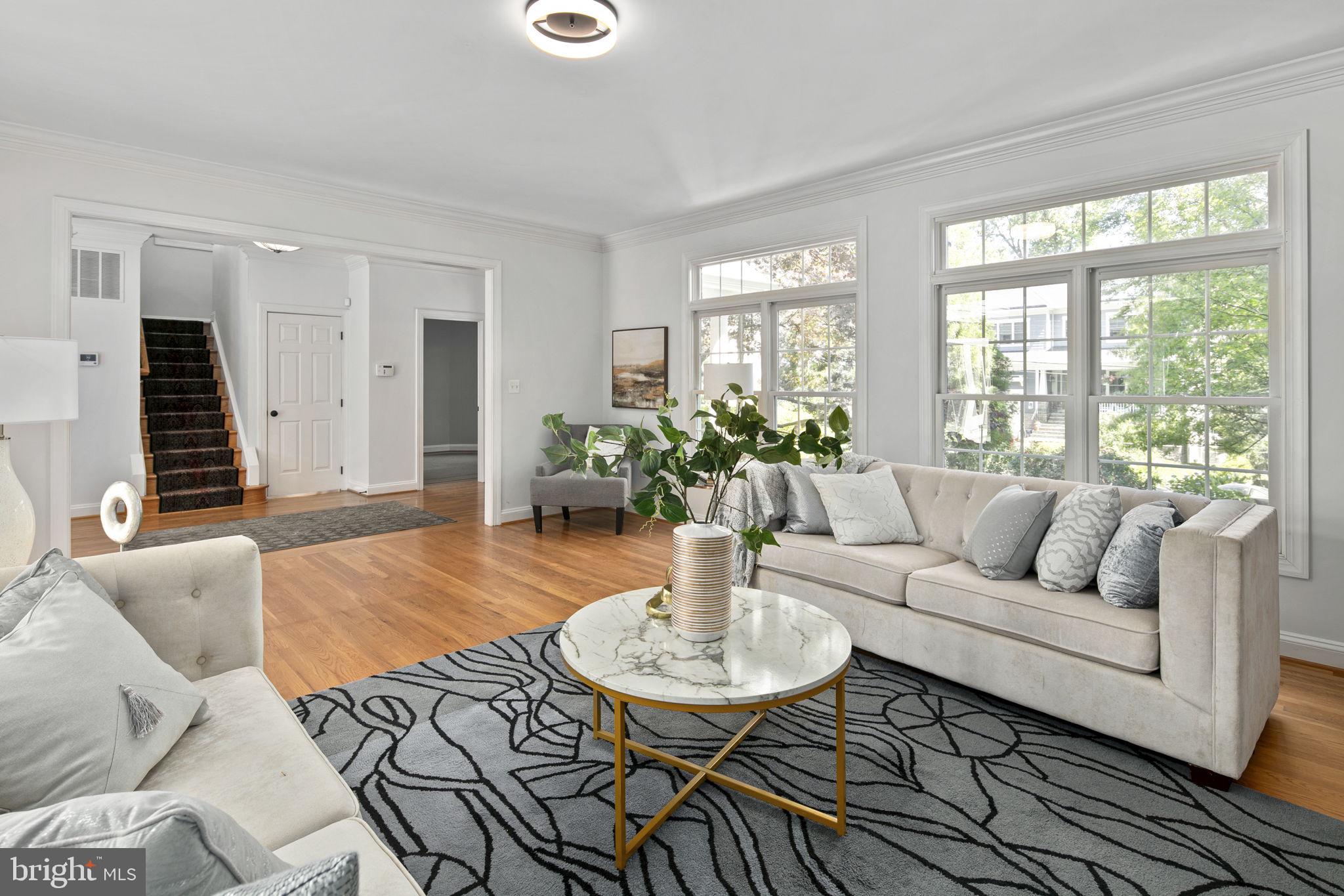 MAYWOOD - Residential