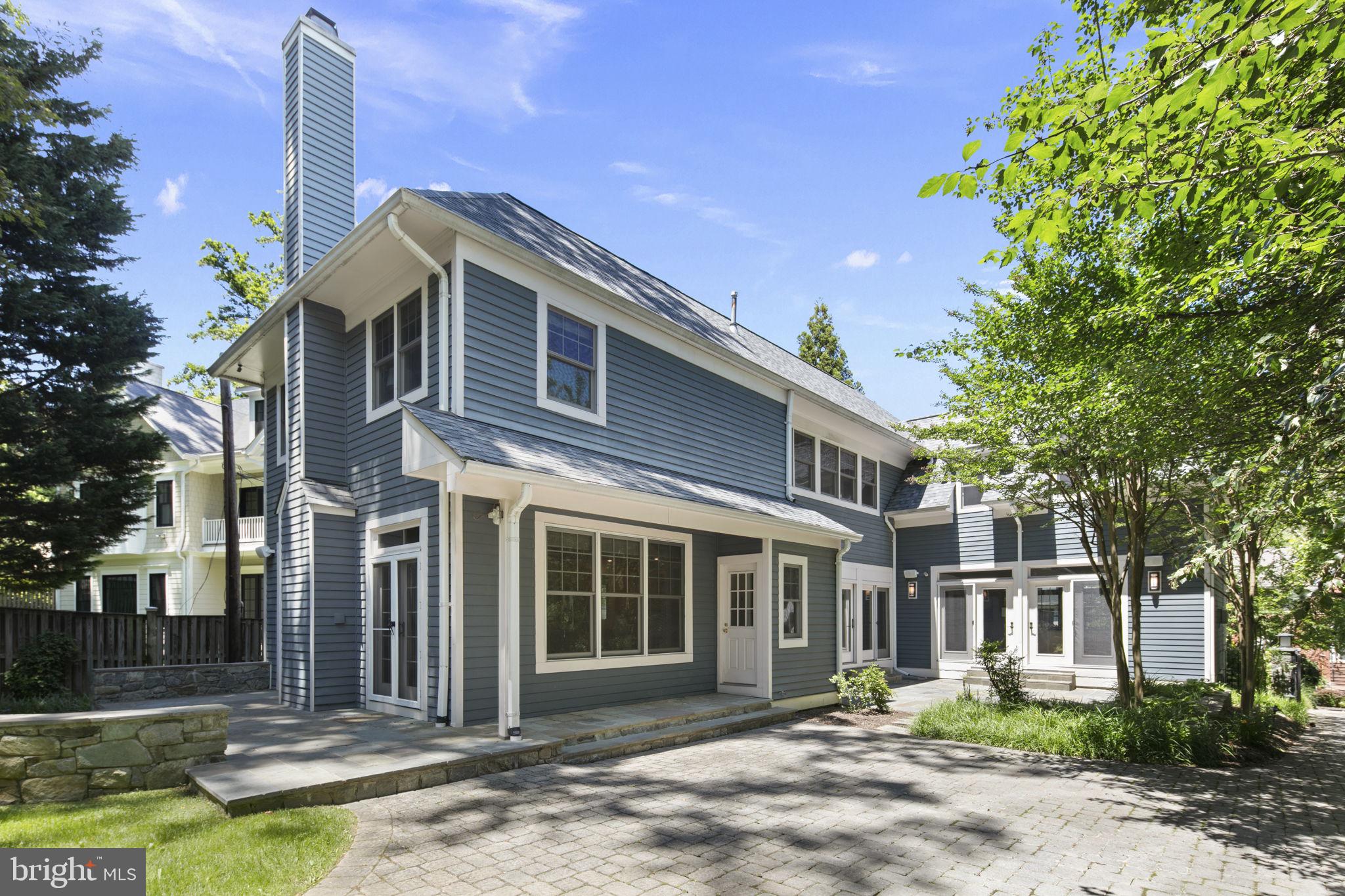 MAYWOOD - Residential