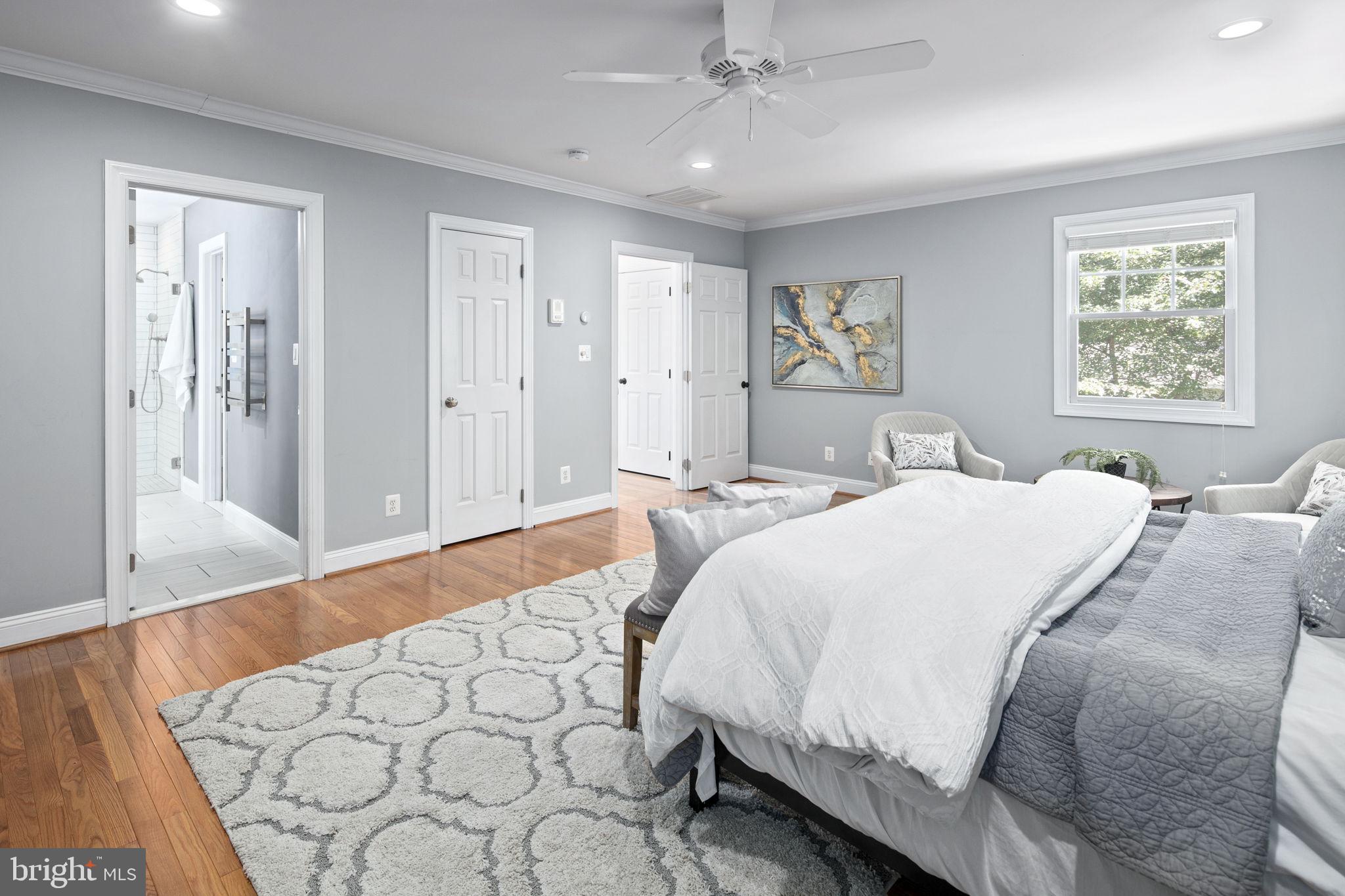 MAYWOOD - Residential