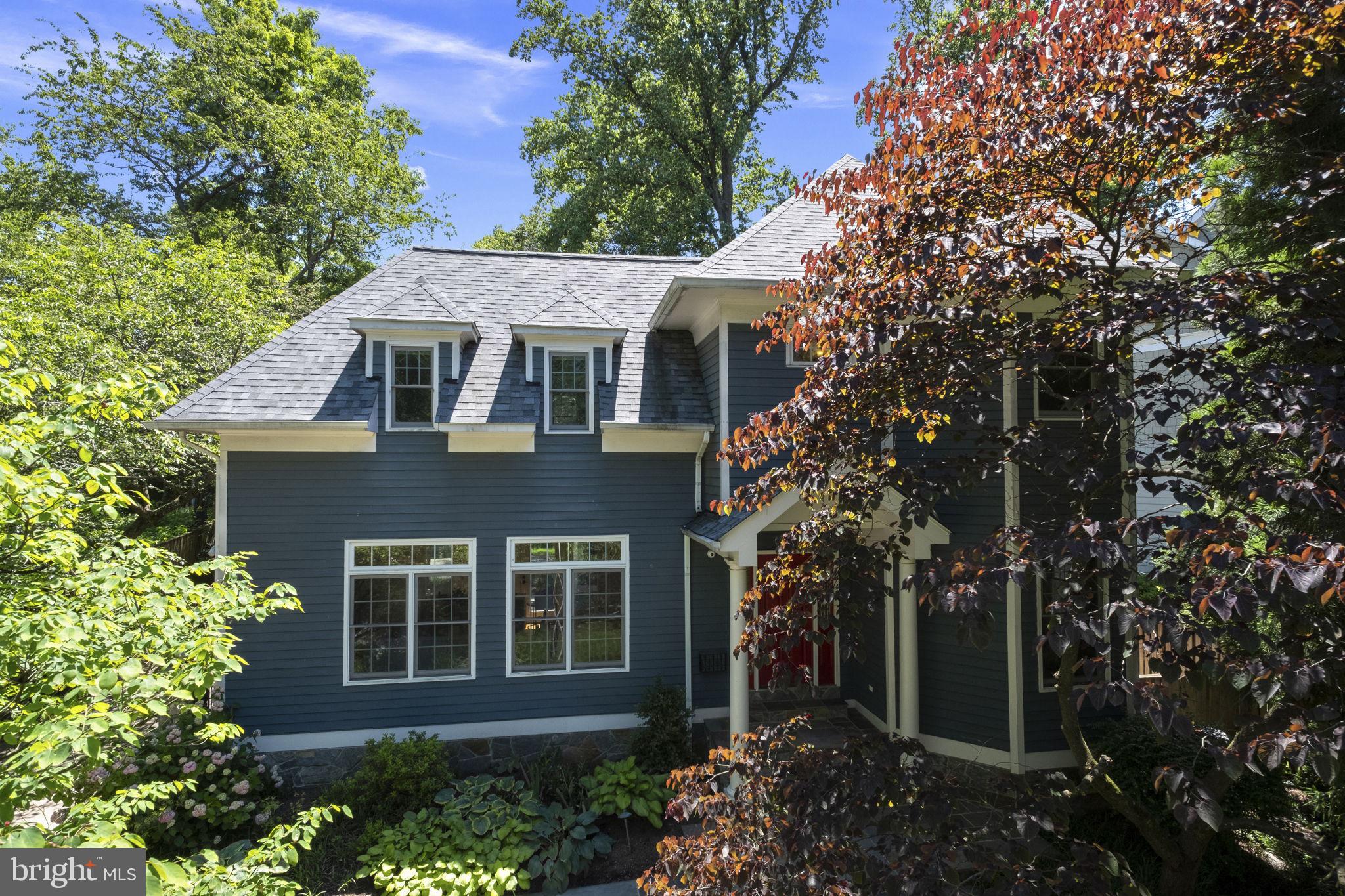 MAYWOOD - Residential