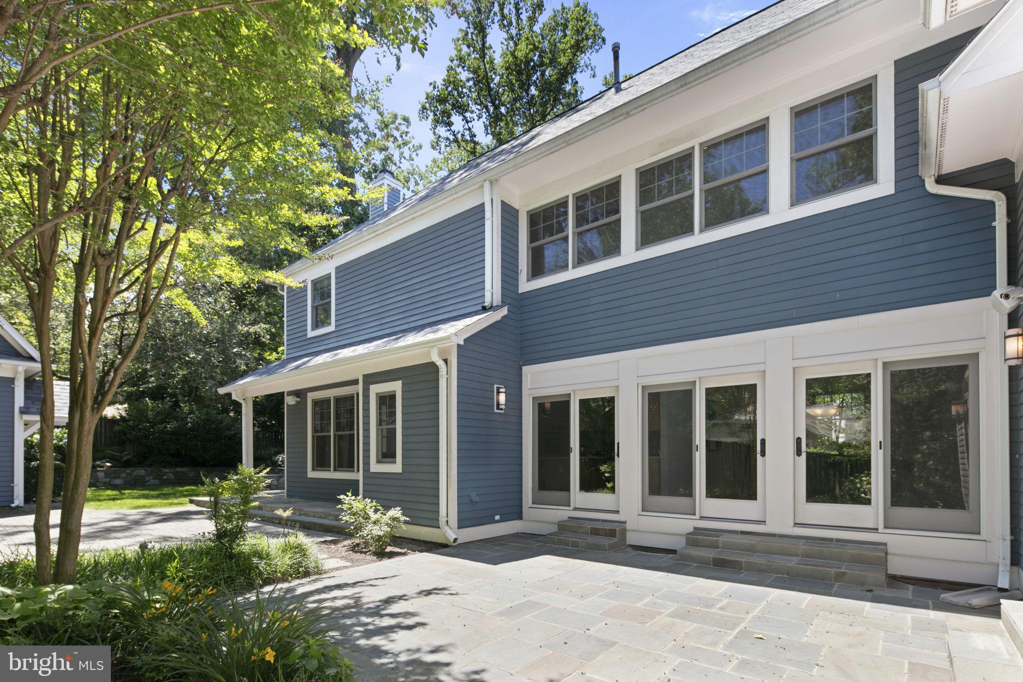 MAYWOOD - Residential