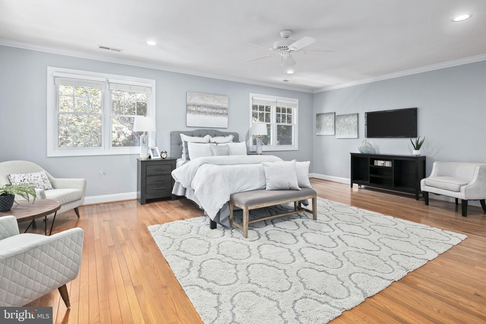 MAYWOOD - Residential