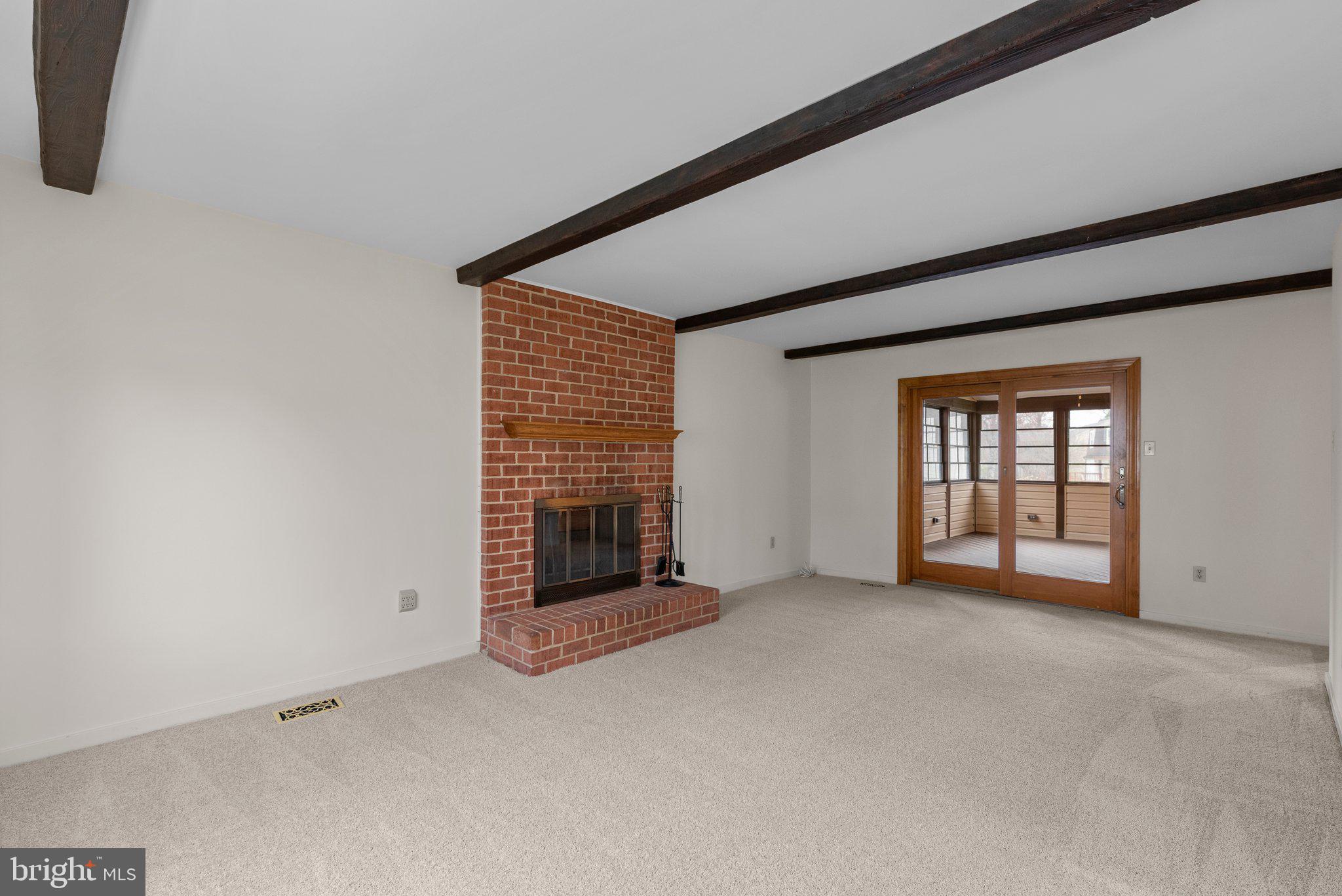 VILLAGE OF OWEN BROWN - Residential