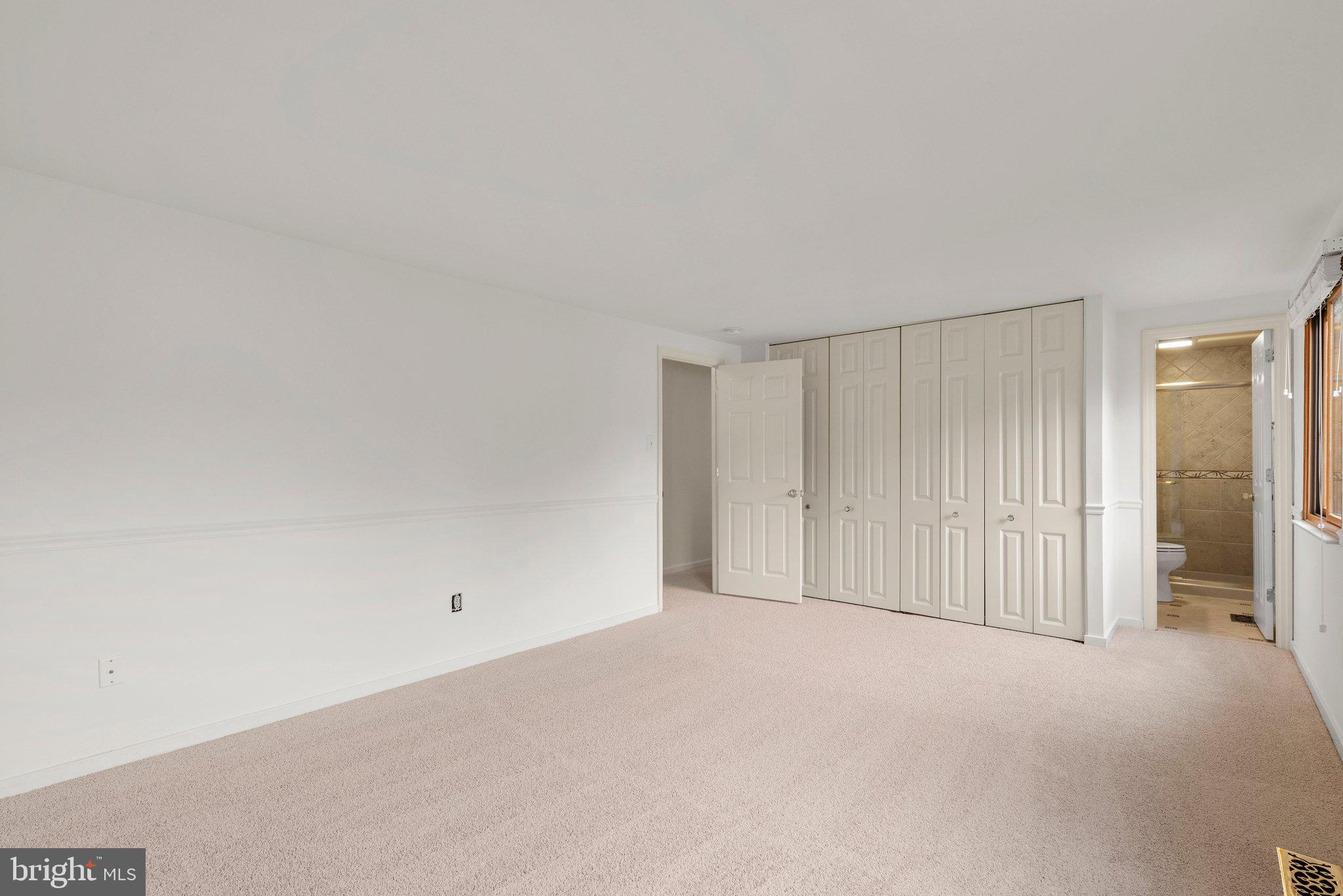 VILLAGE OF OWEN BROWN - Residential