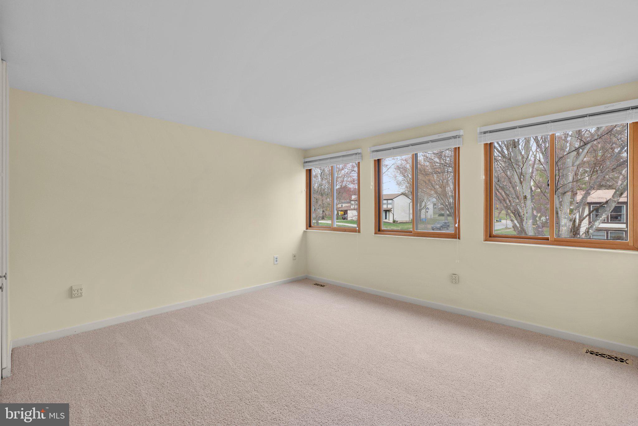 VILLAGE OF OWEN BROWN - Residential