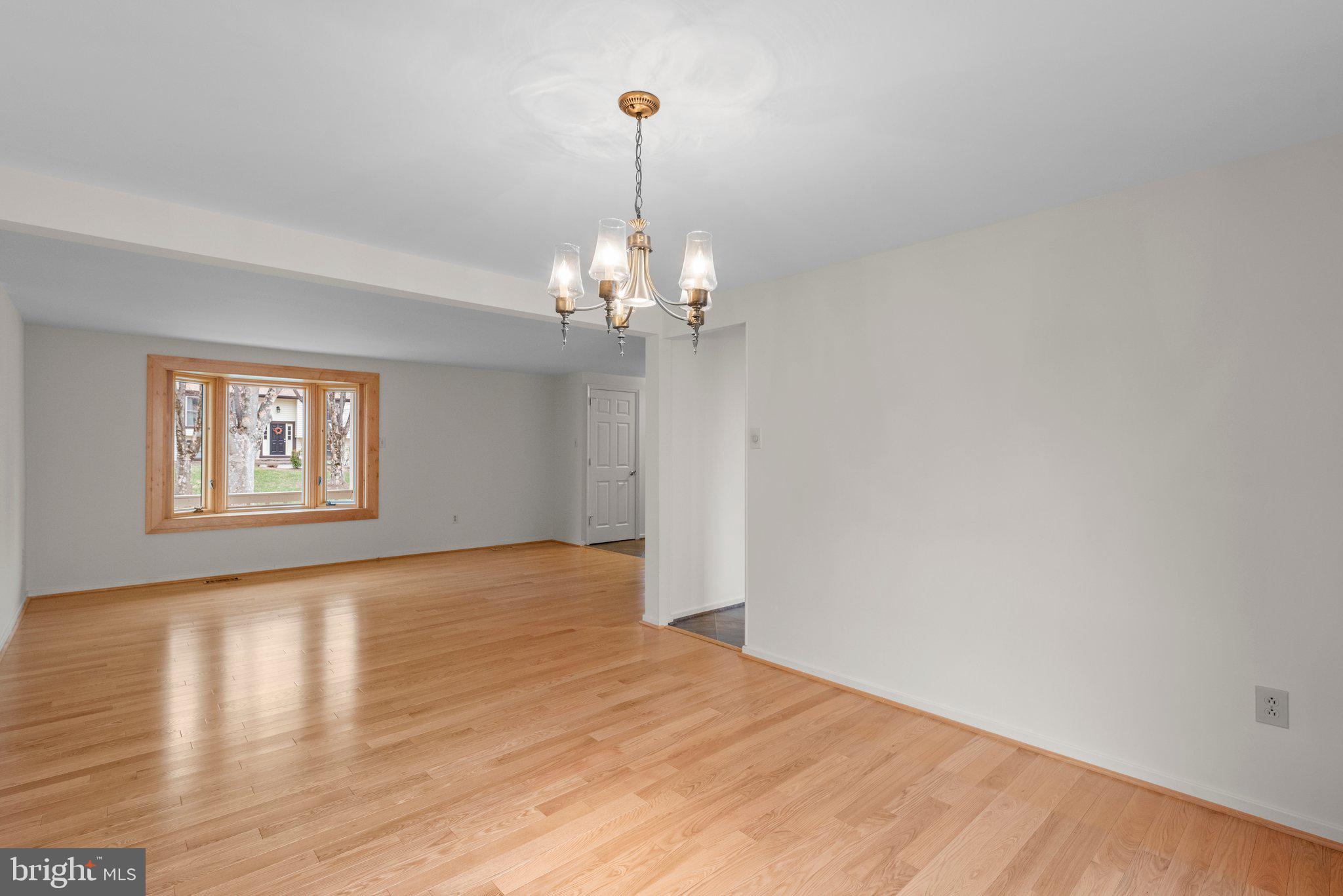 VILLAGE OF OWEN BROWN - Residential