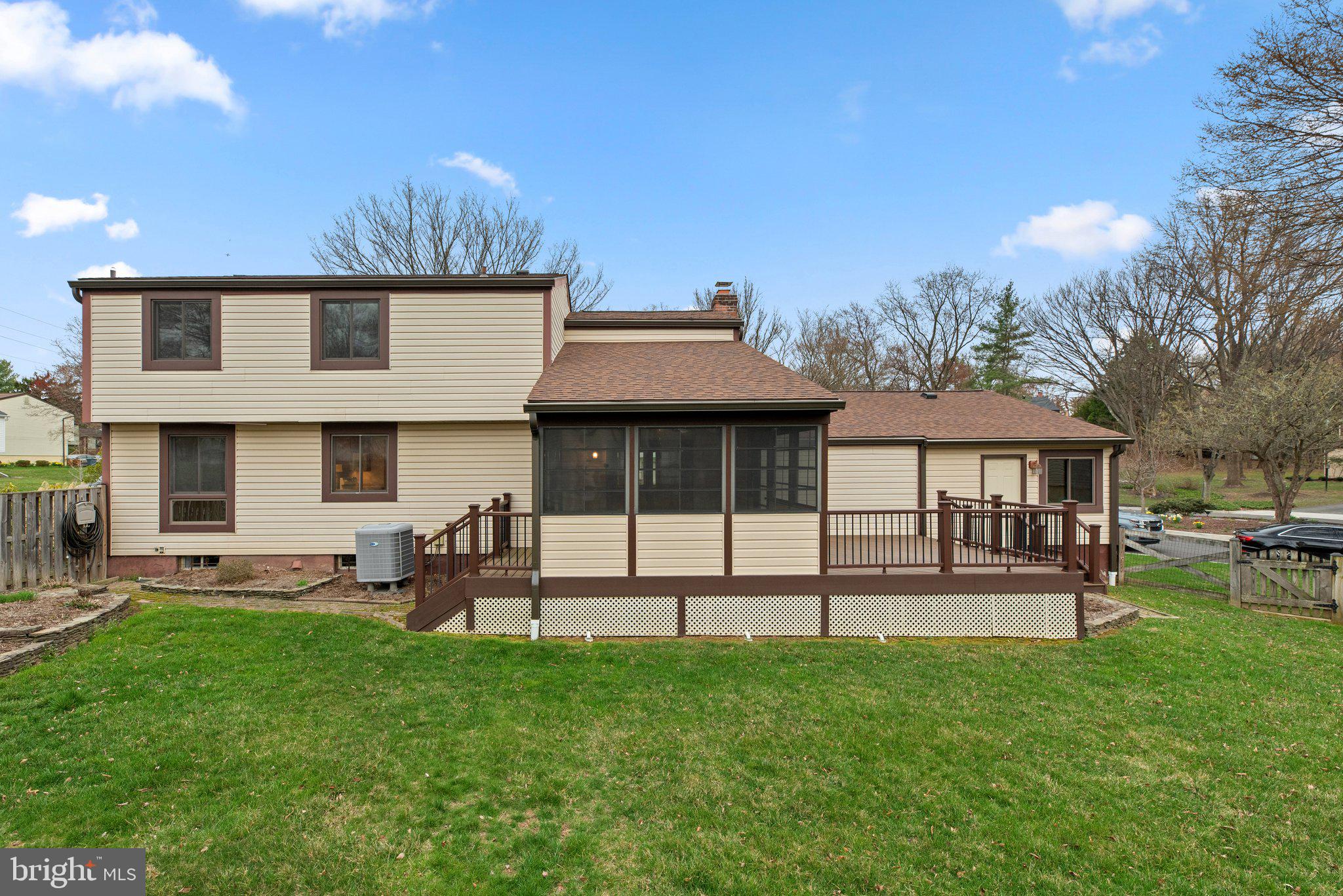 VILLAGE OF OWEN BROWN - Residential