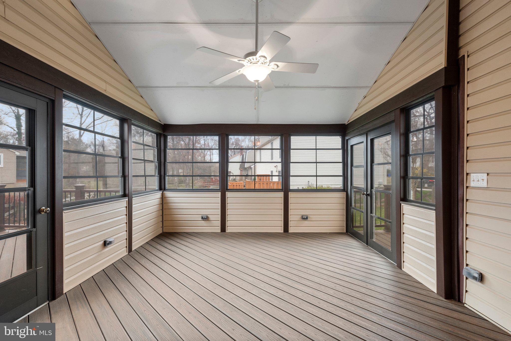 VILLAGE OF OWEN BROWN - Residential