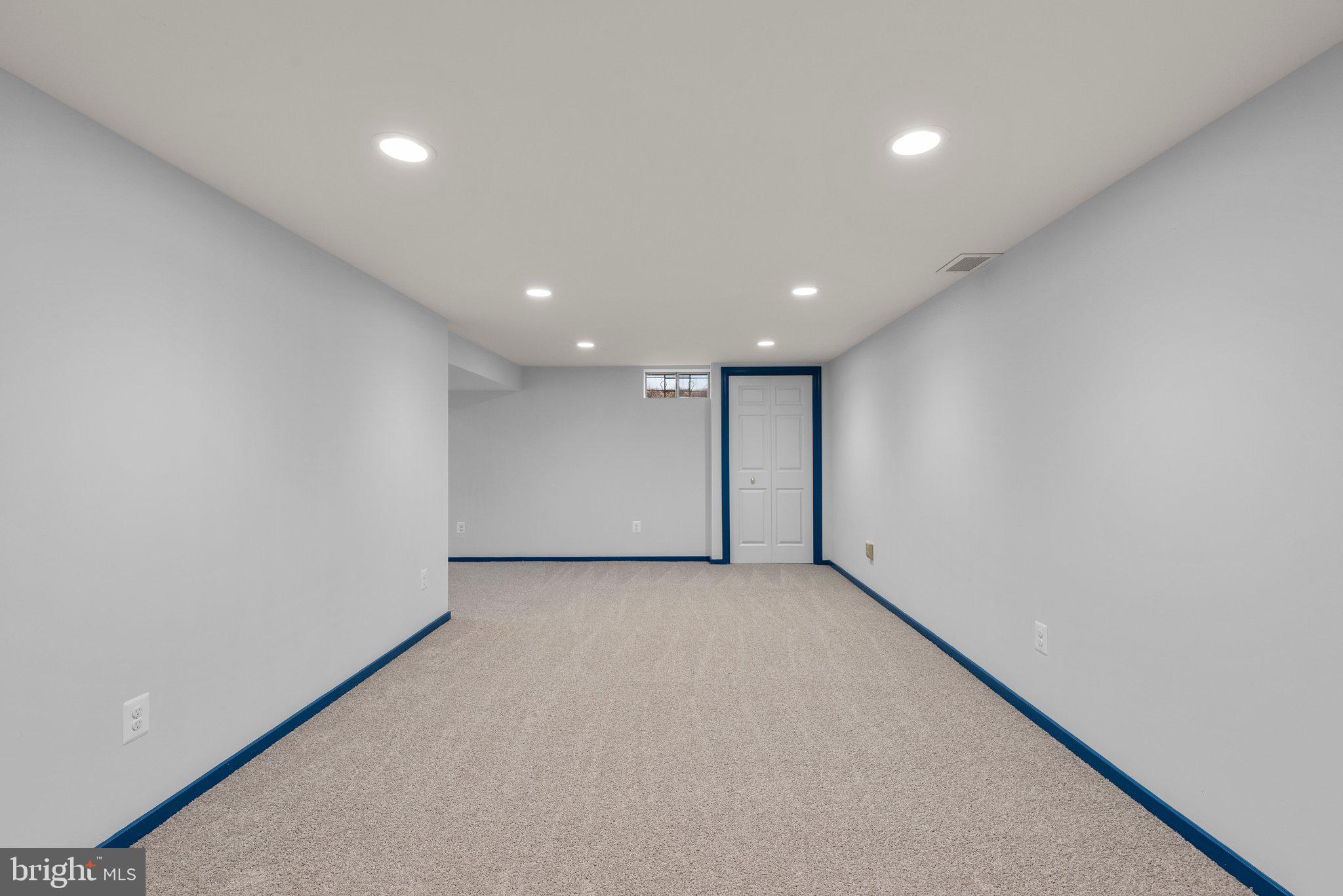 VILLAGE OF OWEN BROWN - Residential