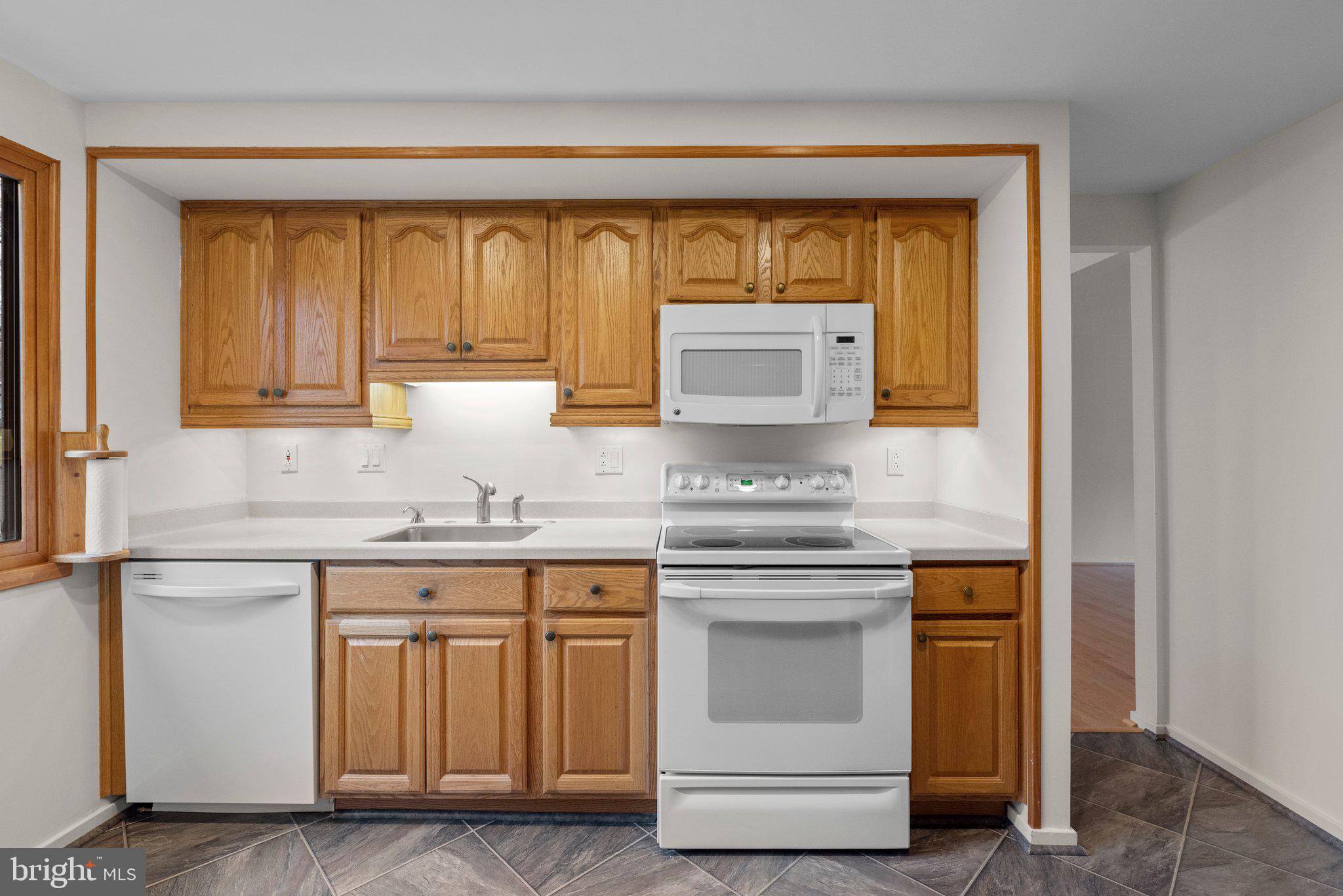 VILLAGE OF OWEN BROWN - Residential