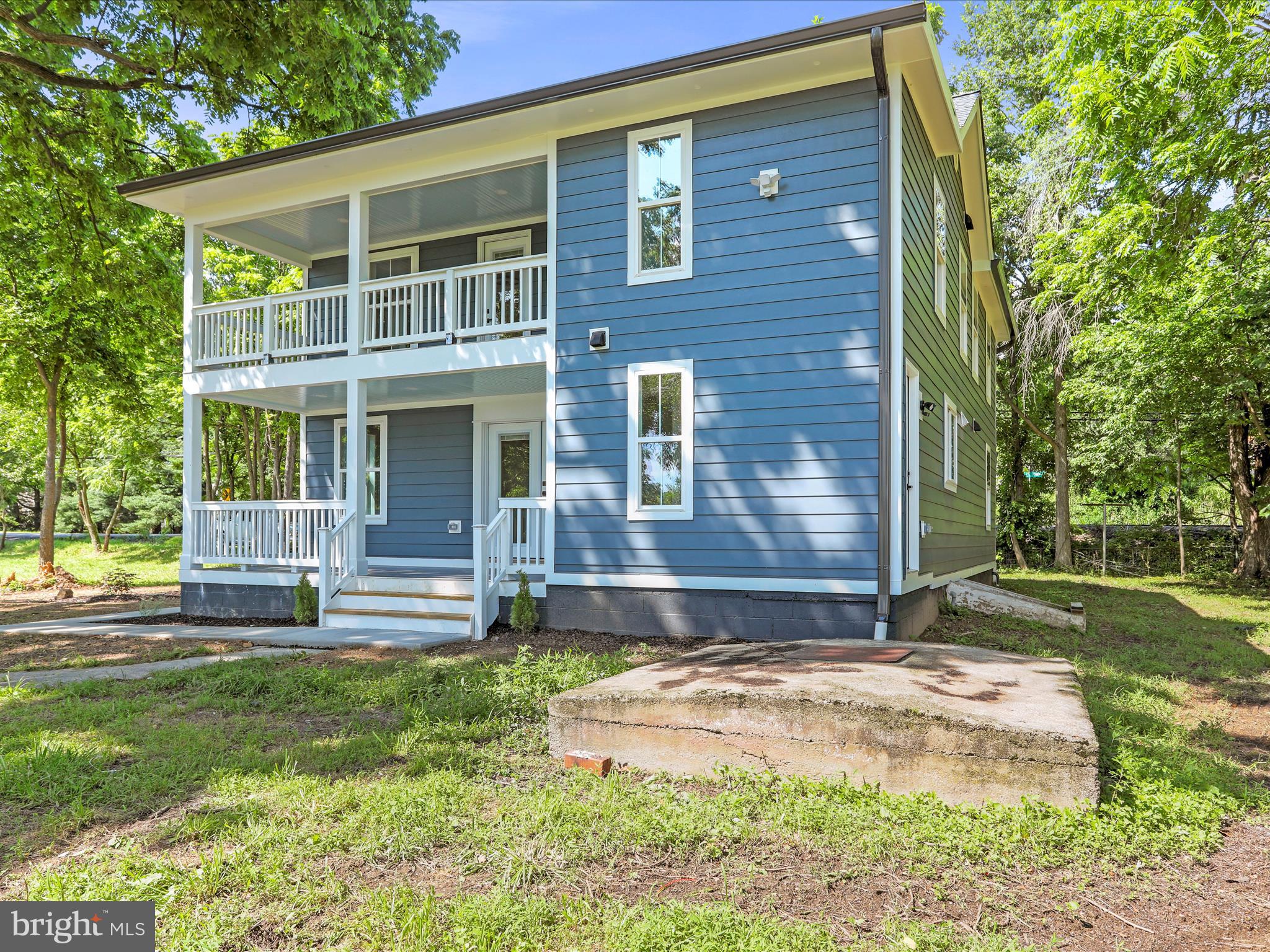 CHARLES TOWN - Residential