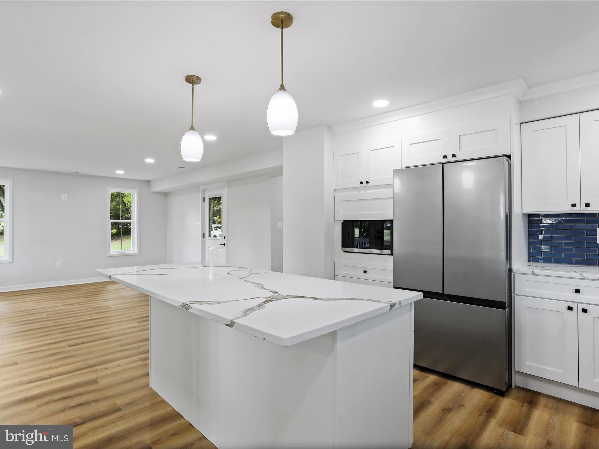 CHARLES TOWN - Residential