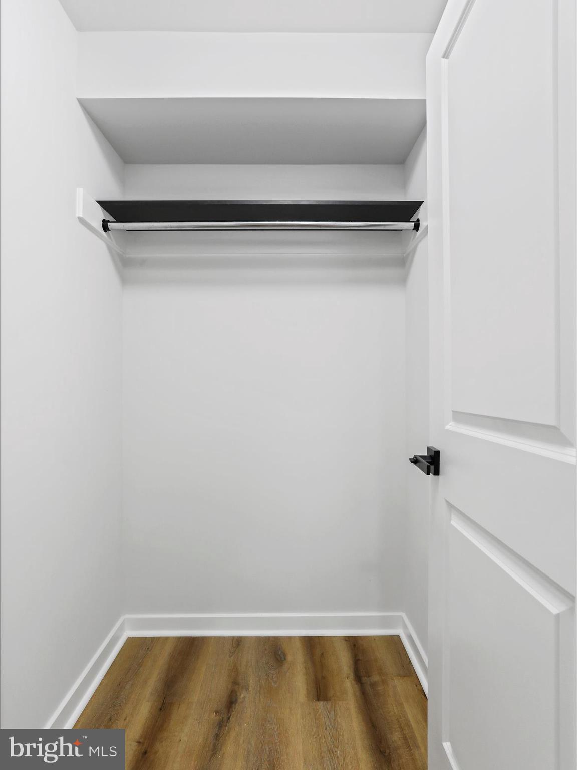 CHARLES TOWN - Residential