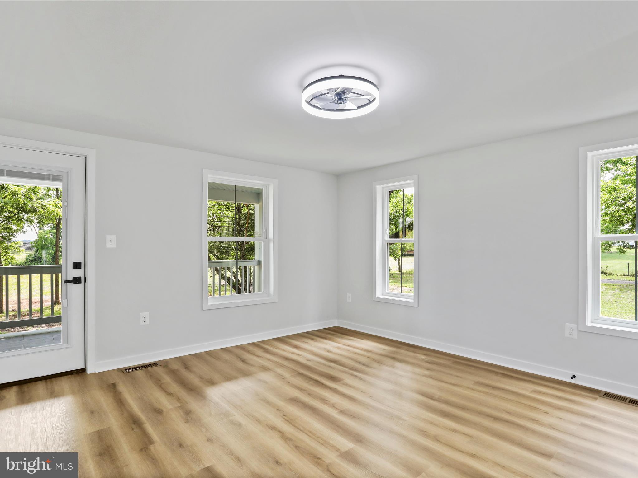 CHARLES TOWN - Residential