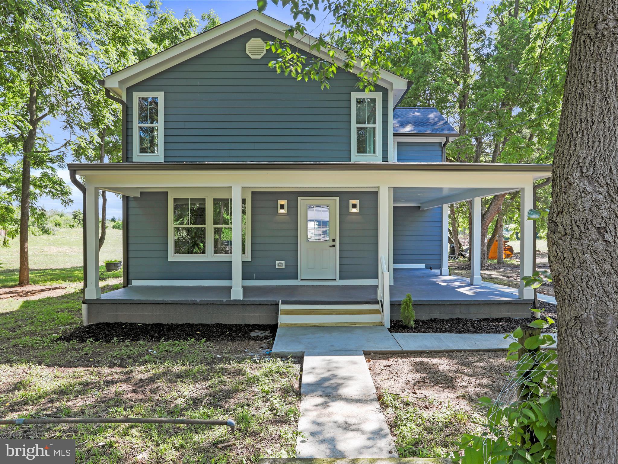 CHARLES TOWN - Residential