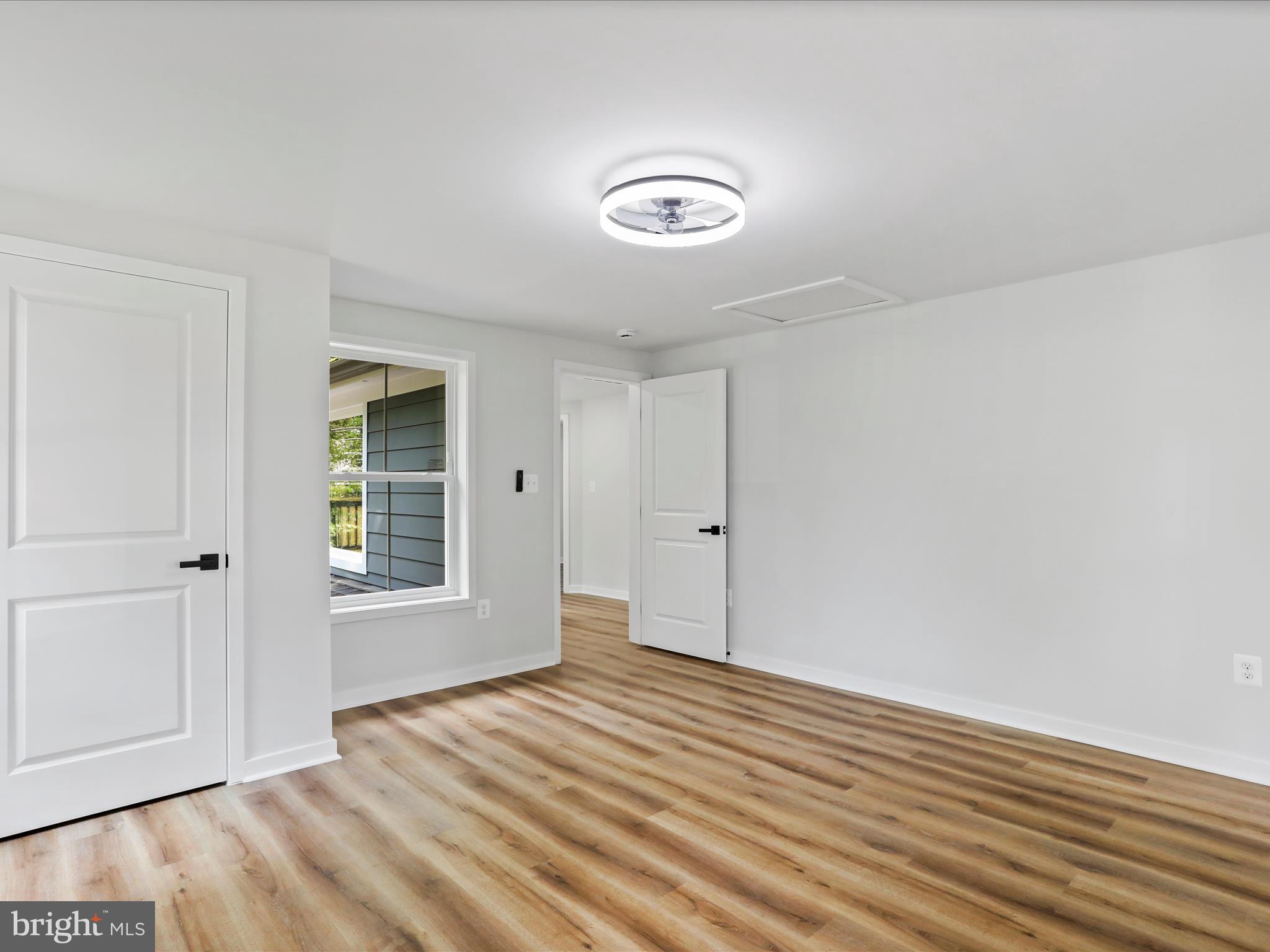 CHARLES TOWN - Residential