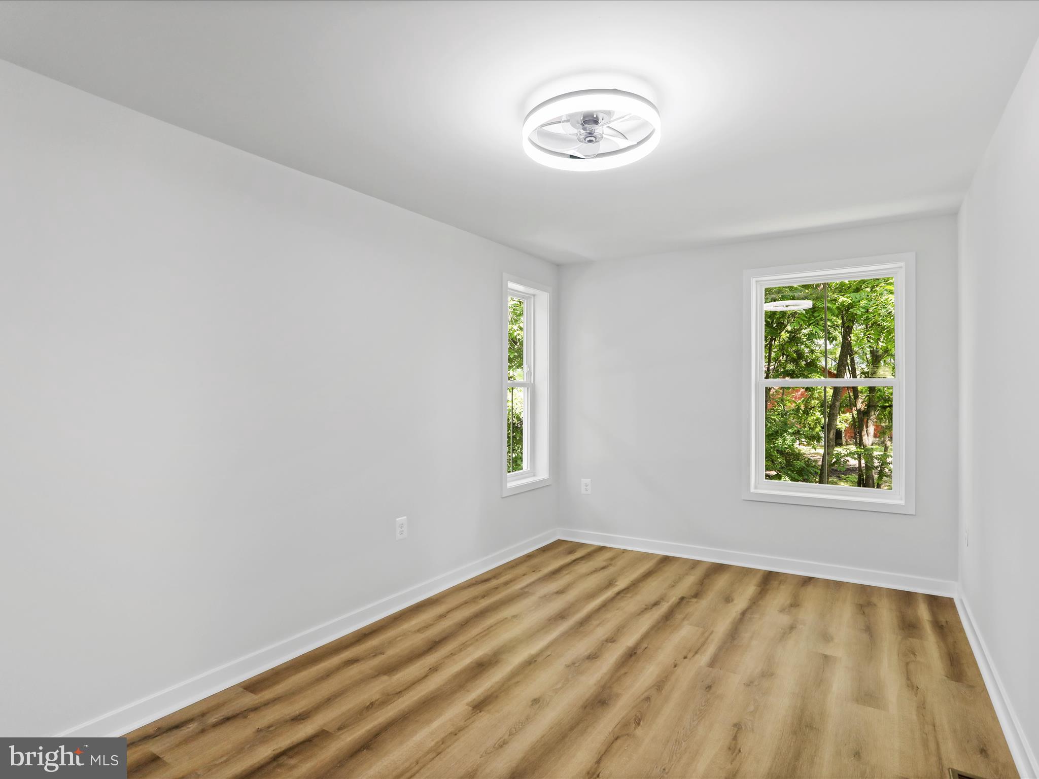 CHARLES TOWN - Residential