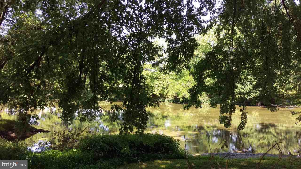 CREEKVIEW HEIGHTS - Residential