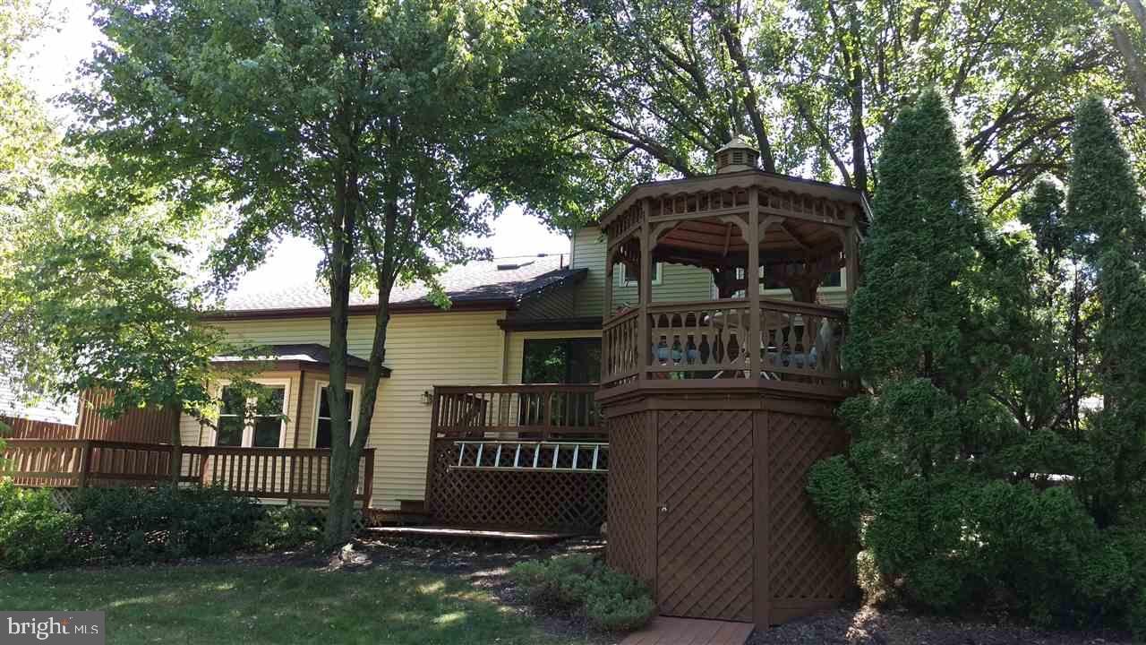 CREEKVIEW HEIGHTS - Residential