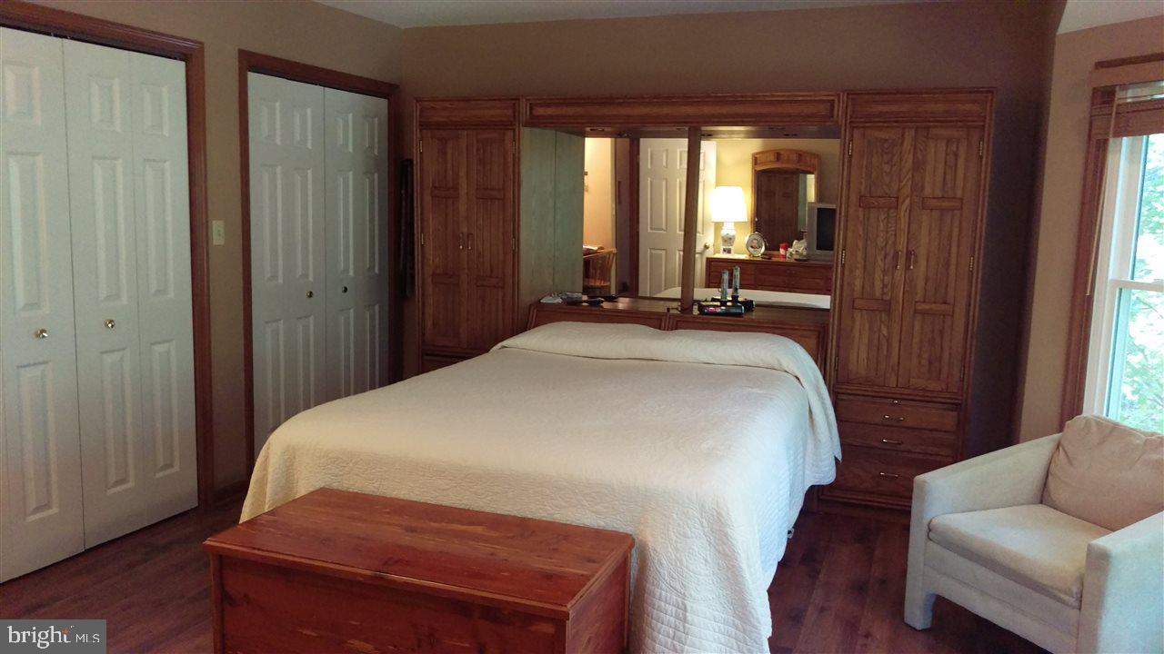 CREEKVIEW HEIGHTS - Residential