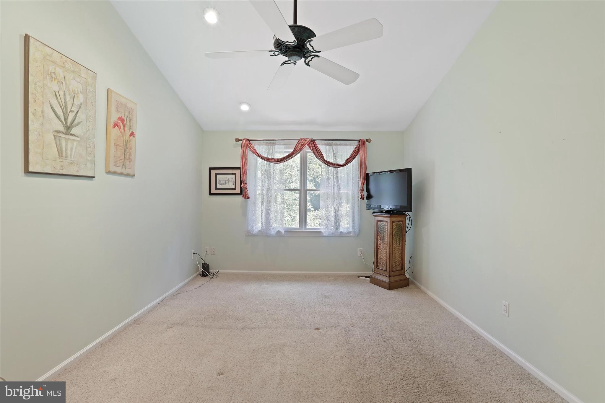 TANGLEWOOD - Residential