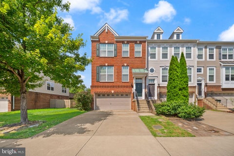 Townhouse For Rent - 11845 Lake Baldwin Drive<br/> BRISTOW, VA 20136