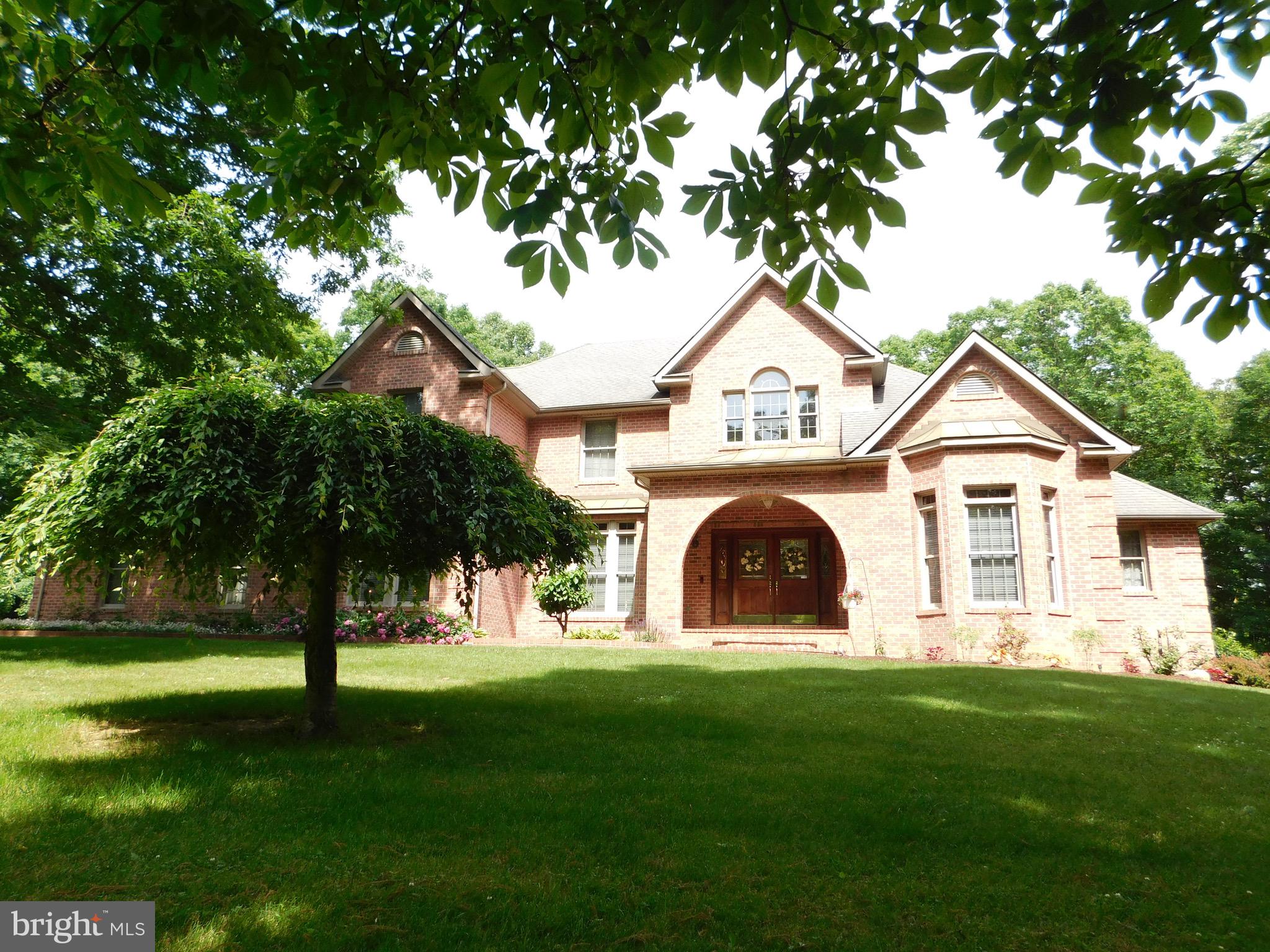 TIMBERLAKE ESTATEES - Residential