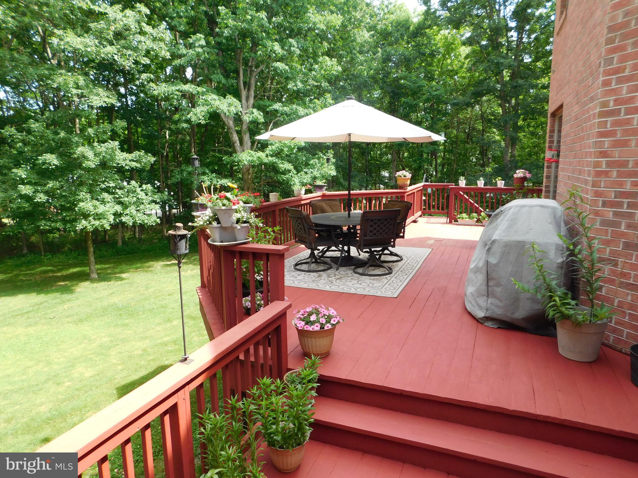 TIMBERLAKE ESTATEES - Residential