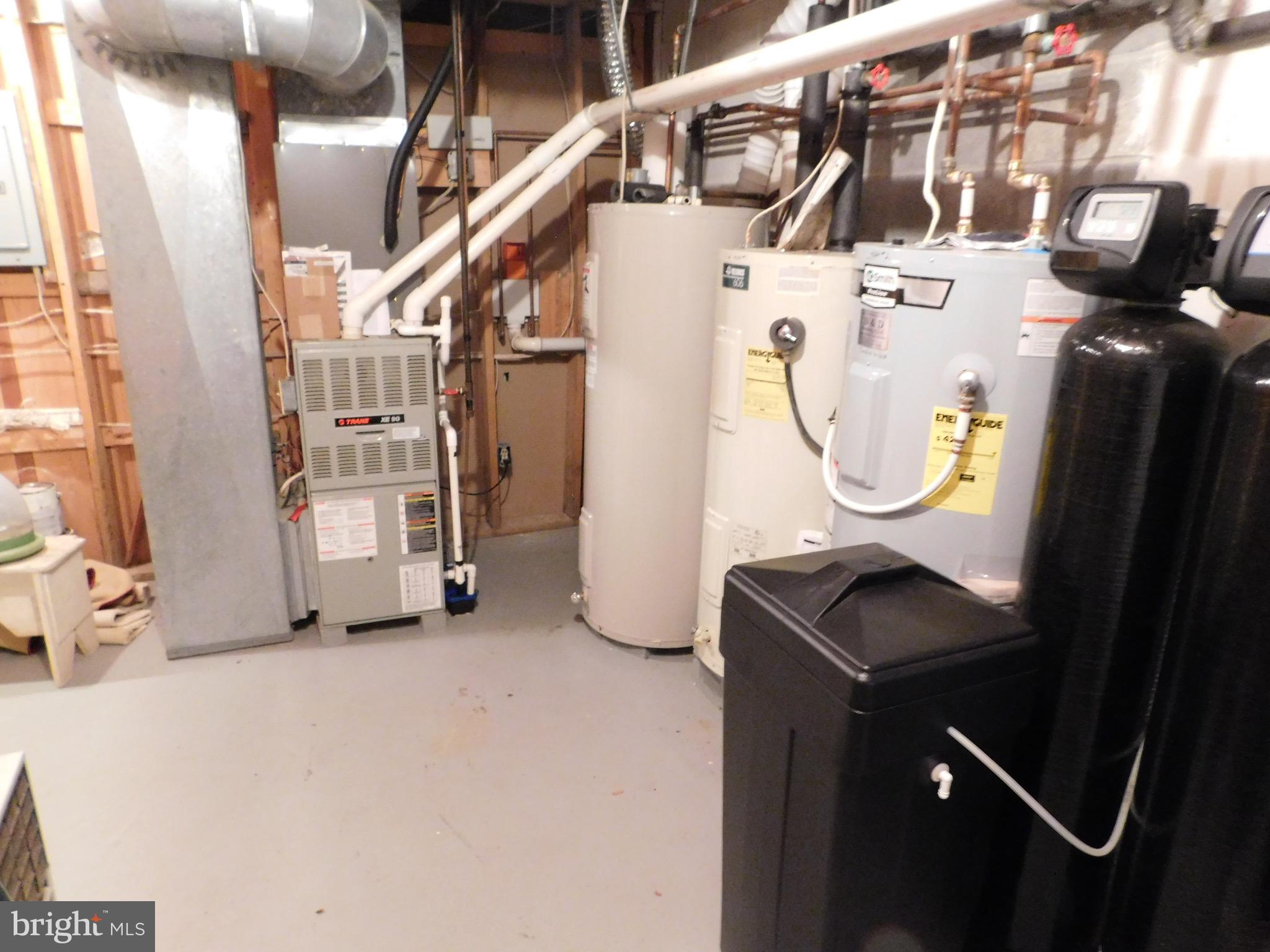 TIMBERLAKE ESTATEES - Residential