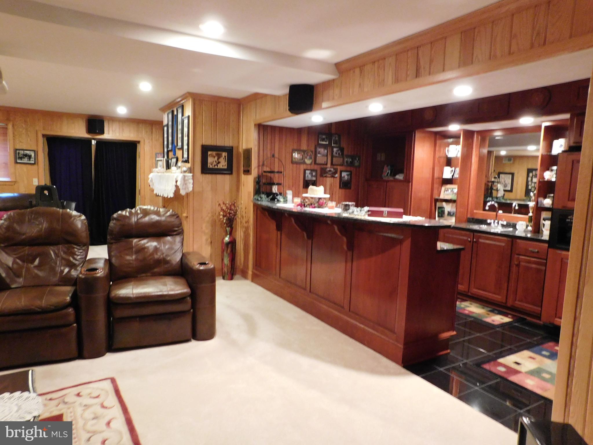 TIMBERLAKE ESTATEES - Residential