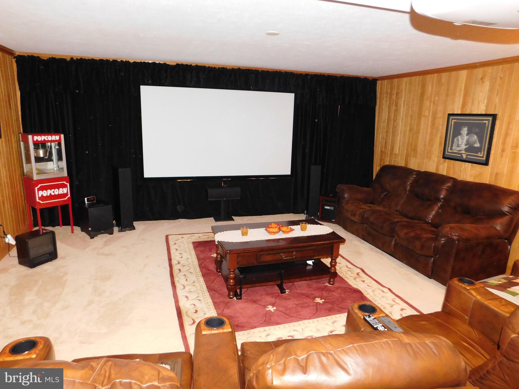 TIMBERLAKE ESTATEES - Residential