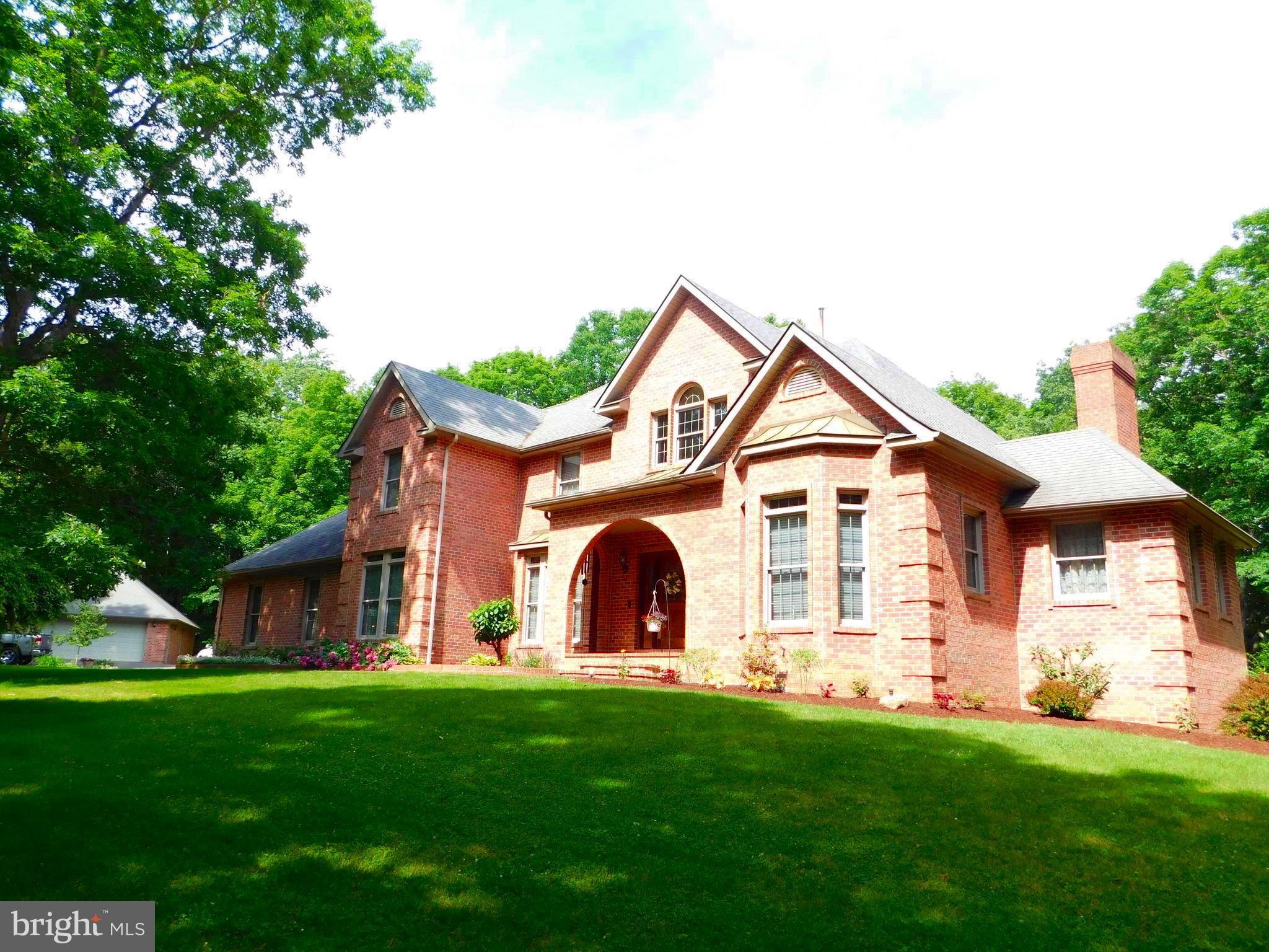 TIMBERLAKE ESTATEES - Residential