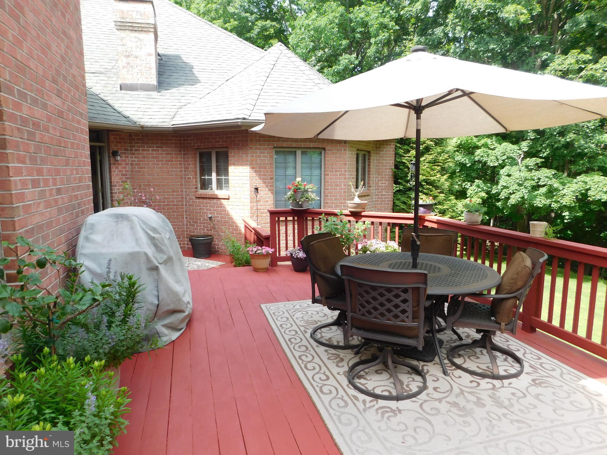 TIMBERLAKE ESTATEES - Residential