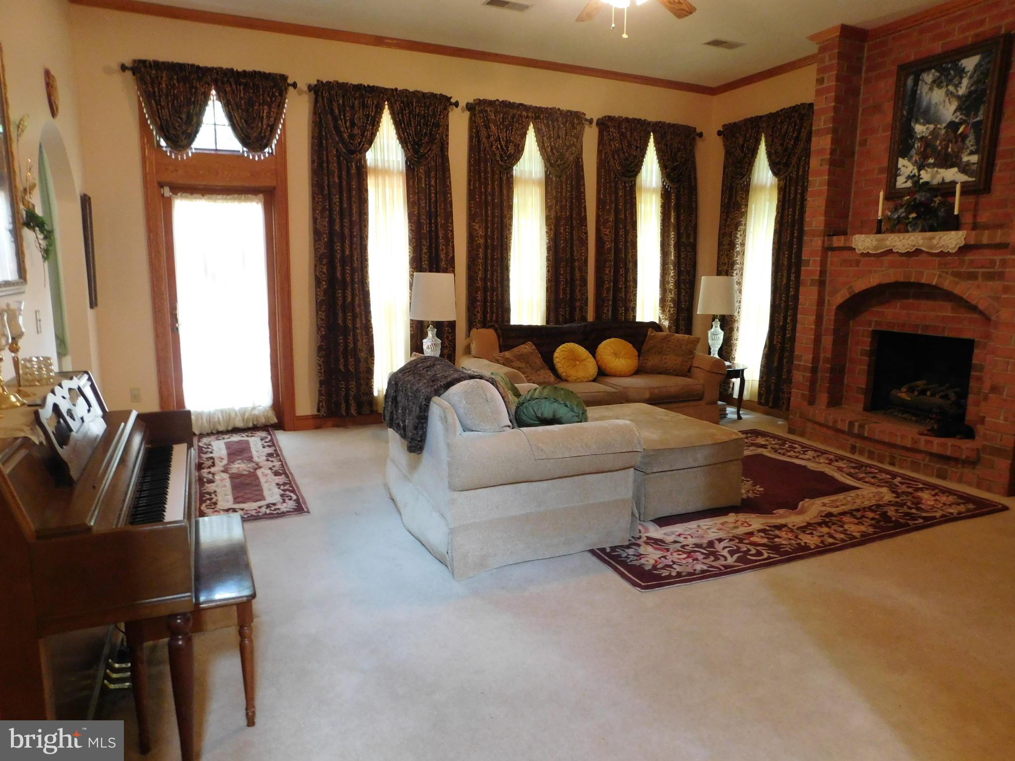 TIMBERLAKE ESTATEES - Residential