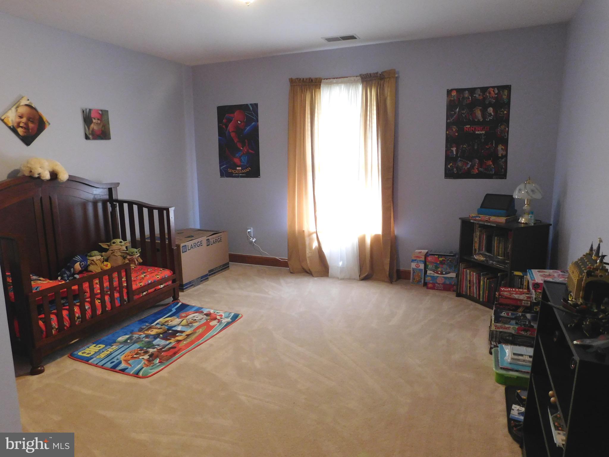 TIMBERLAKE ESTATEES - Residential