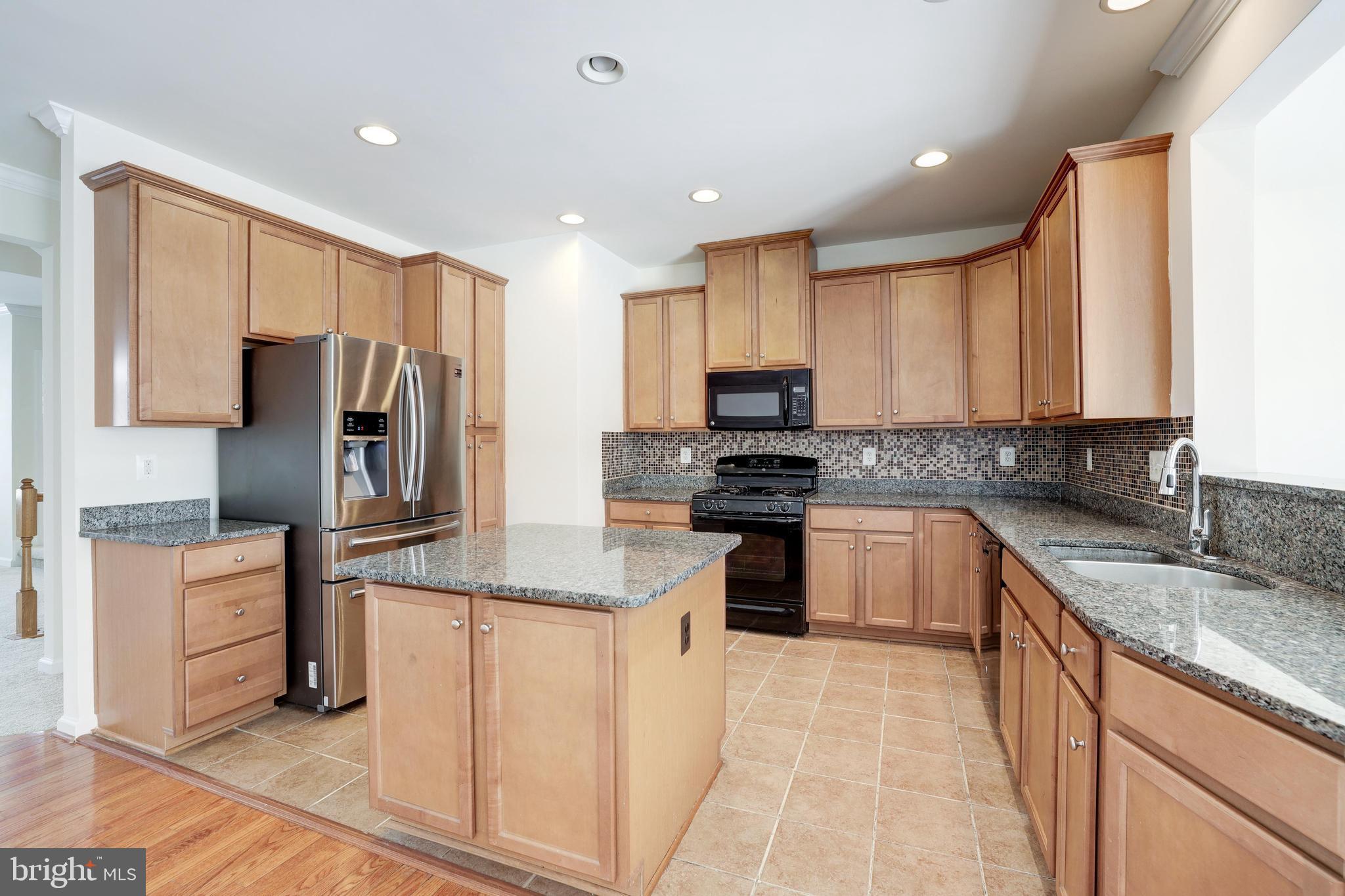 VIRGINIA MANOR - Residential Lease