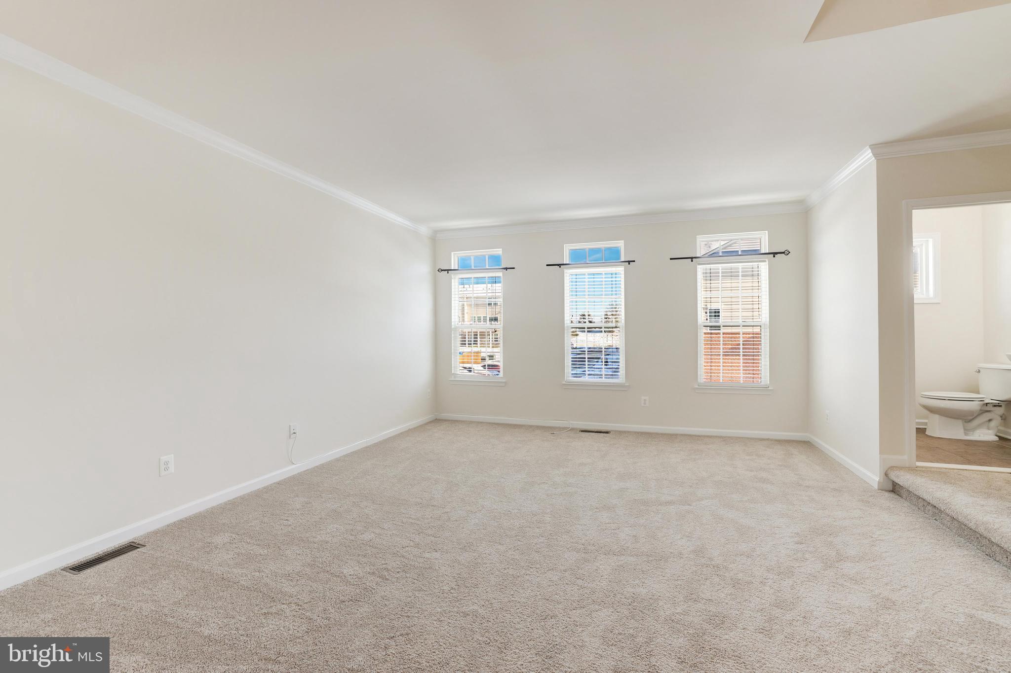 VIRGINIA MANOR - Residential Lease