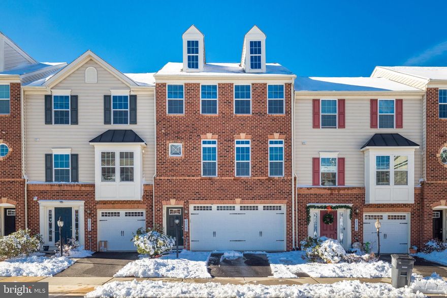 Available  May 1st   3 Bedroom 3.5 luxury townhouse with deck and 2-car garage in Virginia Manor, Aldie. Bump-out sunroom off the kitchen and expanded primary bedroom & bath mean extra living space for you. Main-level features transom windows that bring in blue skies and extra light. Large deck plus patio & fenced yard. Gas heat & Cooking! Enjoy ample Dulles Farms amenities like tennis, pools, club and fitness center, stores and eats, parks and gazebos, trails, ponds, and playgrounds. Great schools too!