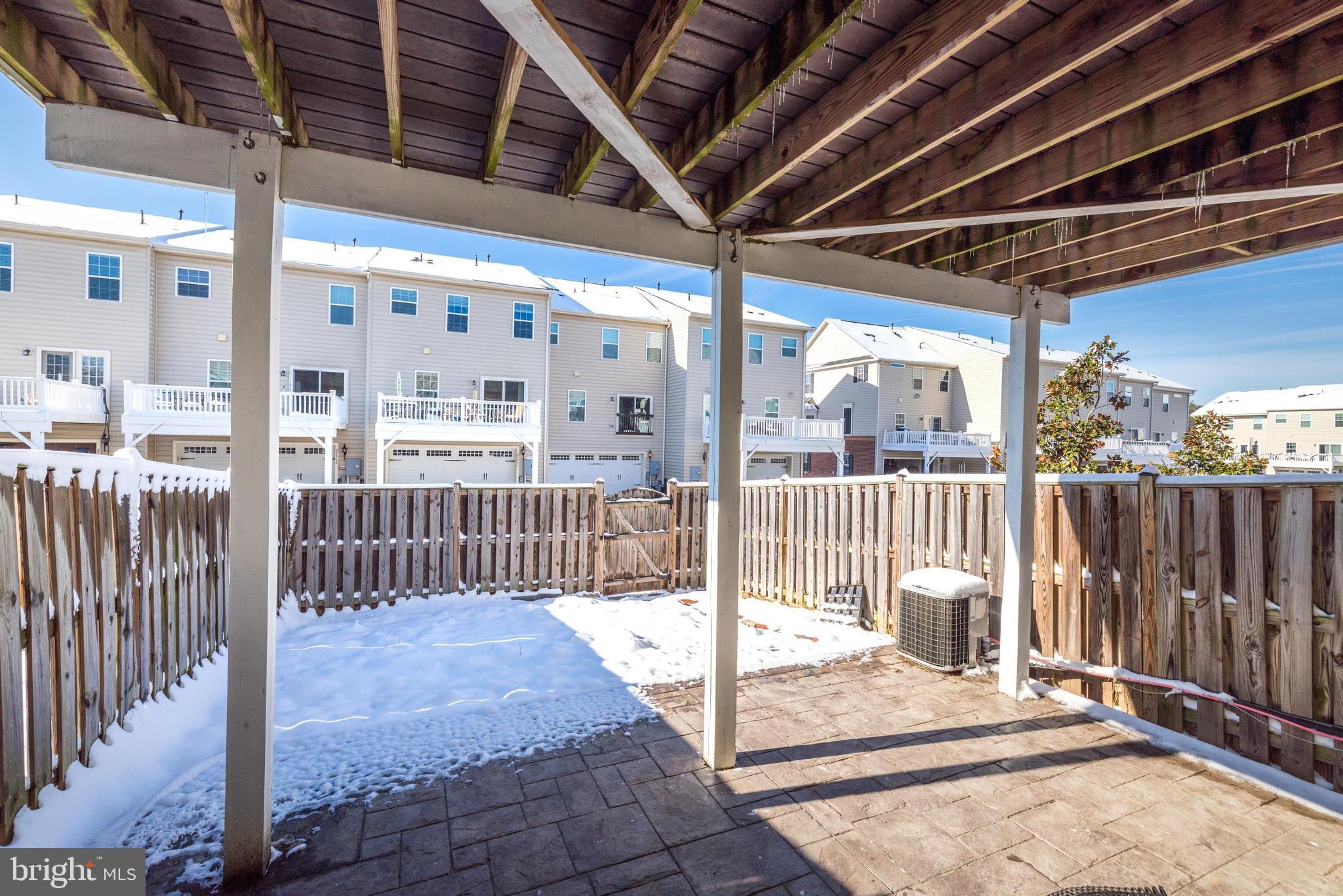 VIRGINIA MANOR - Residential Lease