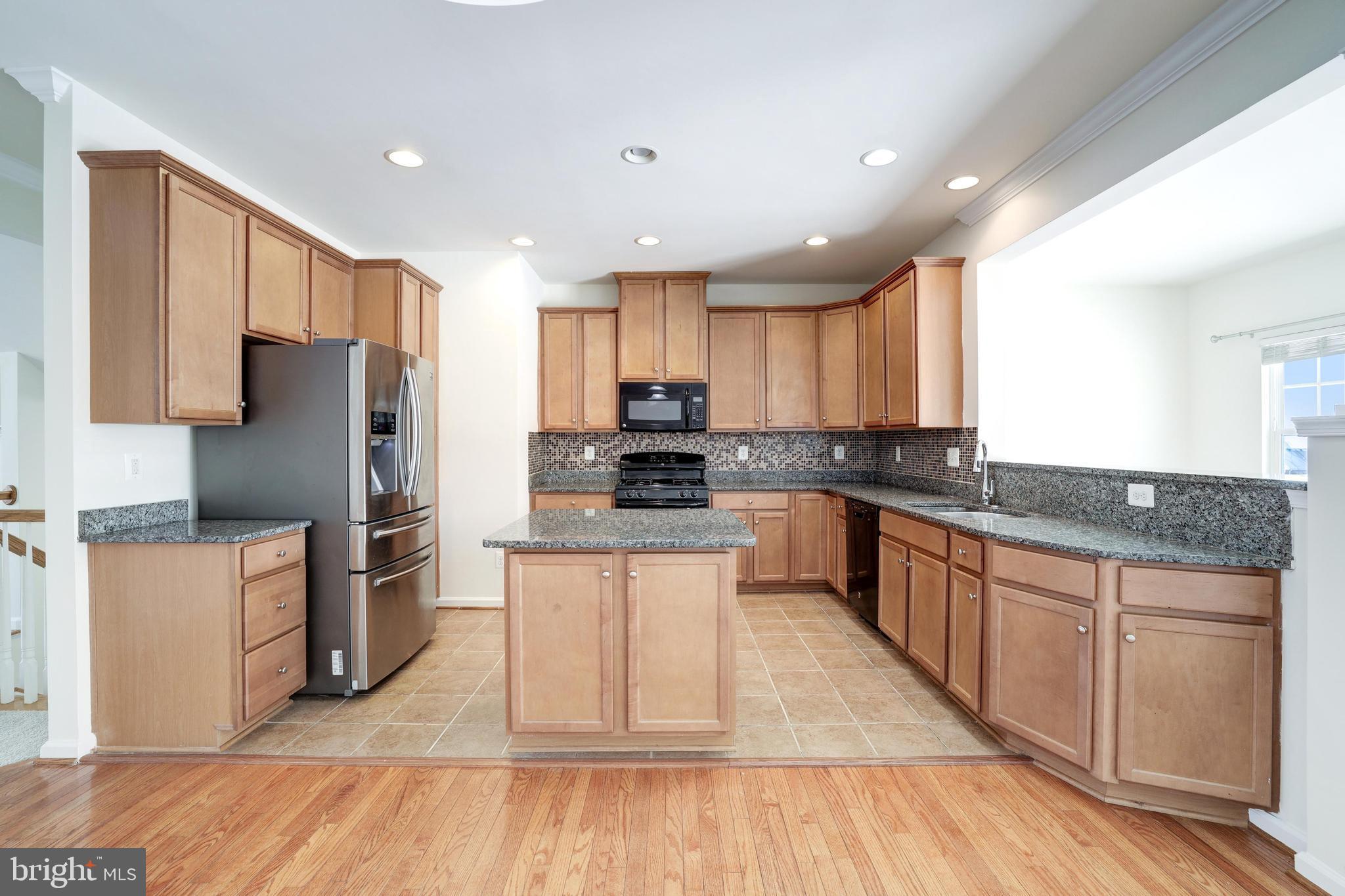 VIRGINIA MANOR - Residential Lease