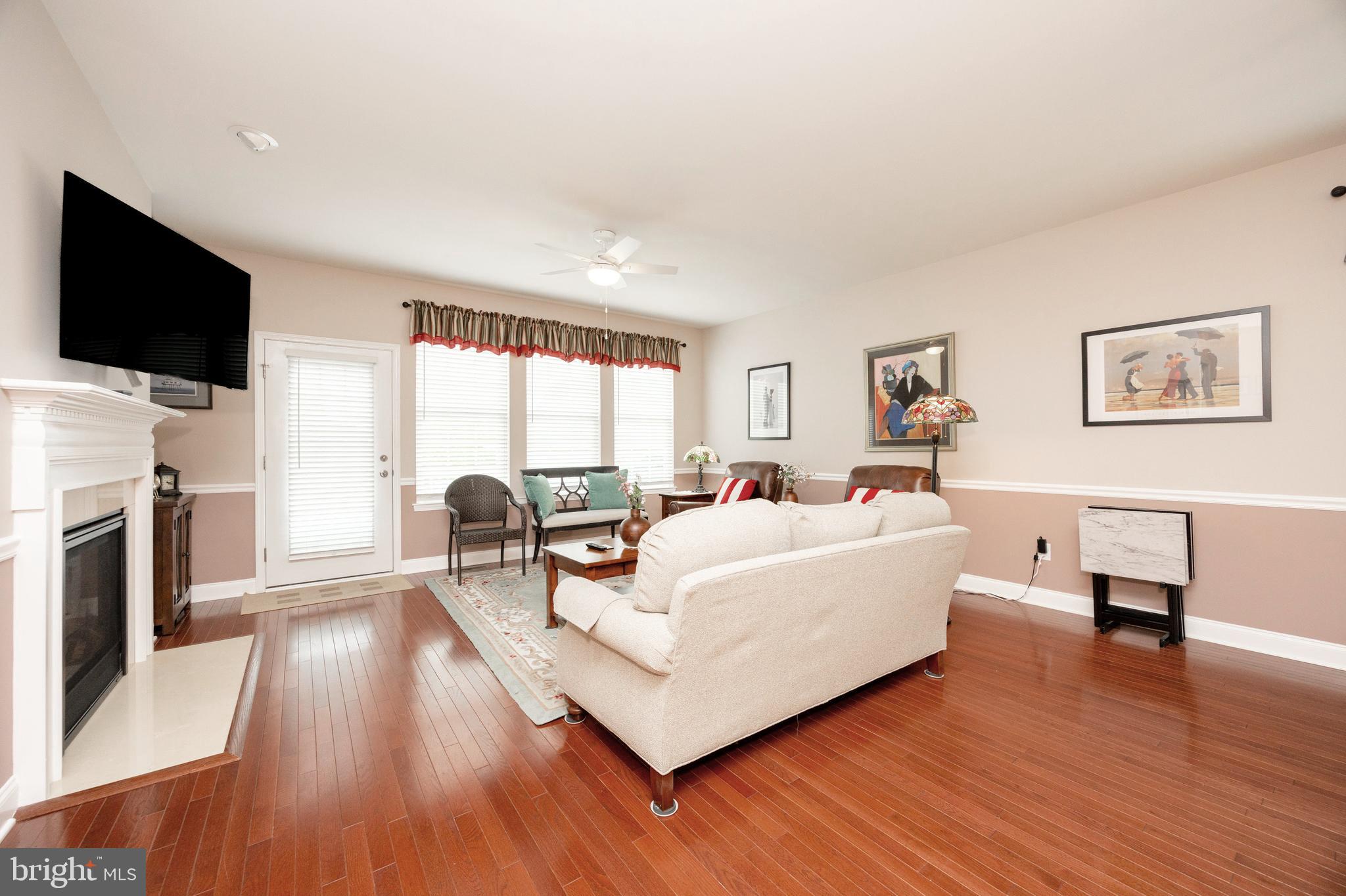 VILLAGES AT HILLVIEW - Residential